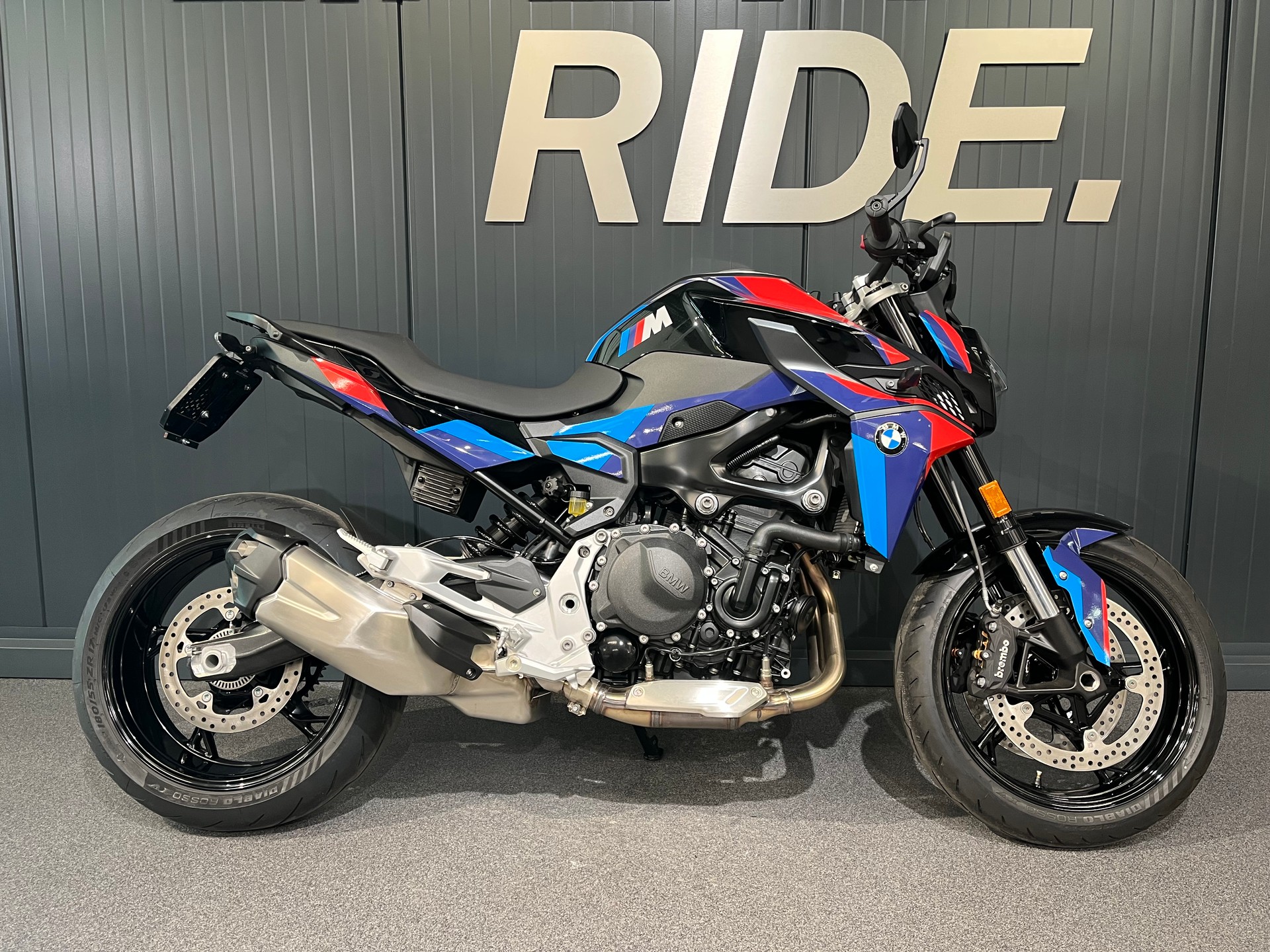 BMW F 900 R A2 (70kW) - Youngster-Edition-image-0