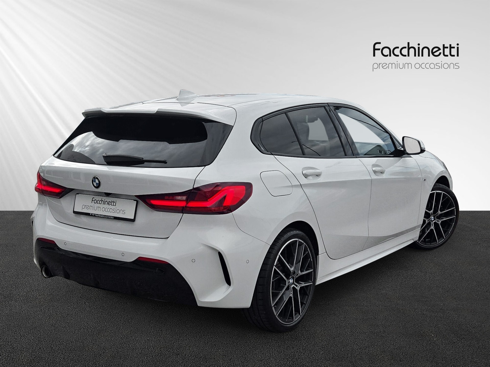BMW 118i M Sport Steptronic-showroom-element-2