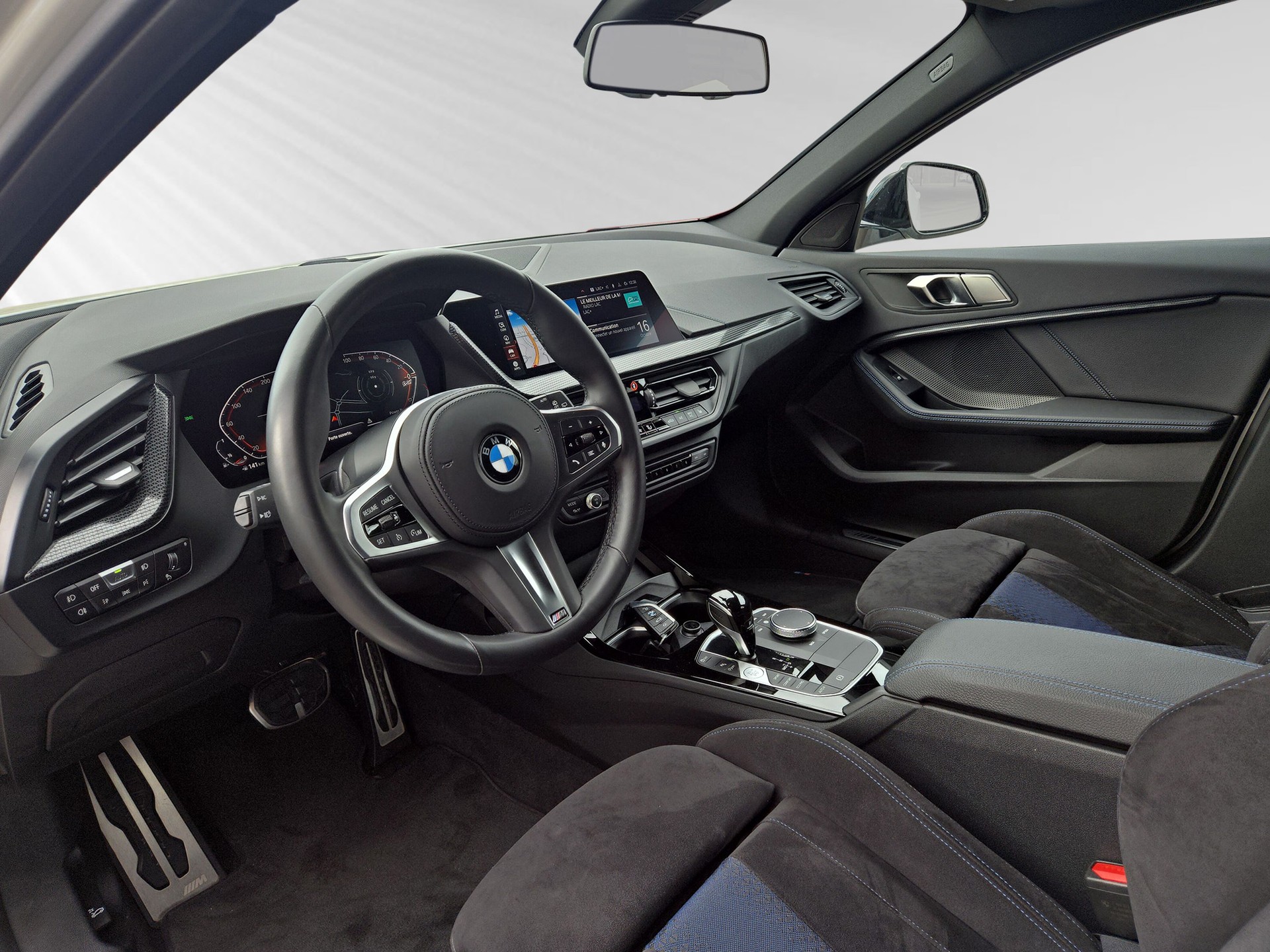 BMW 118i M Sport Steptronic-showroom-element-3