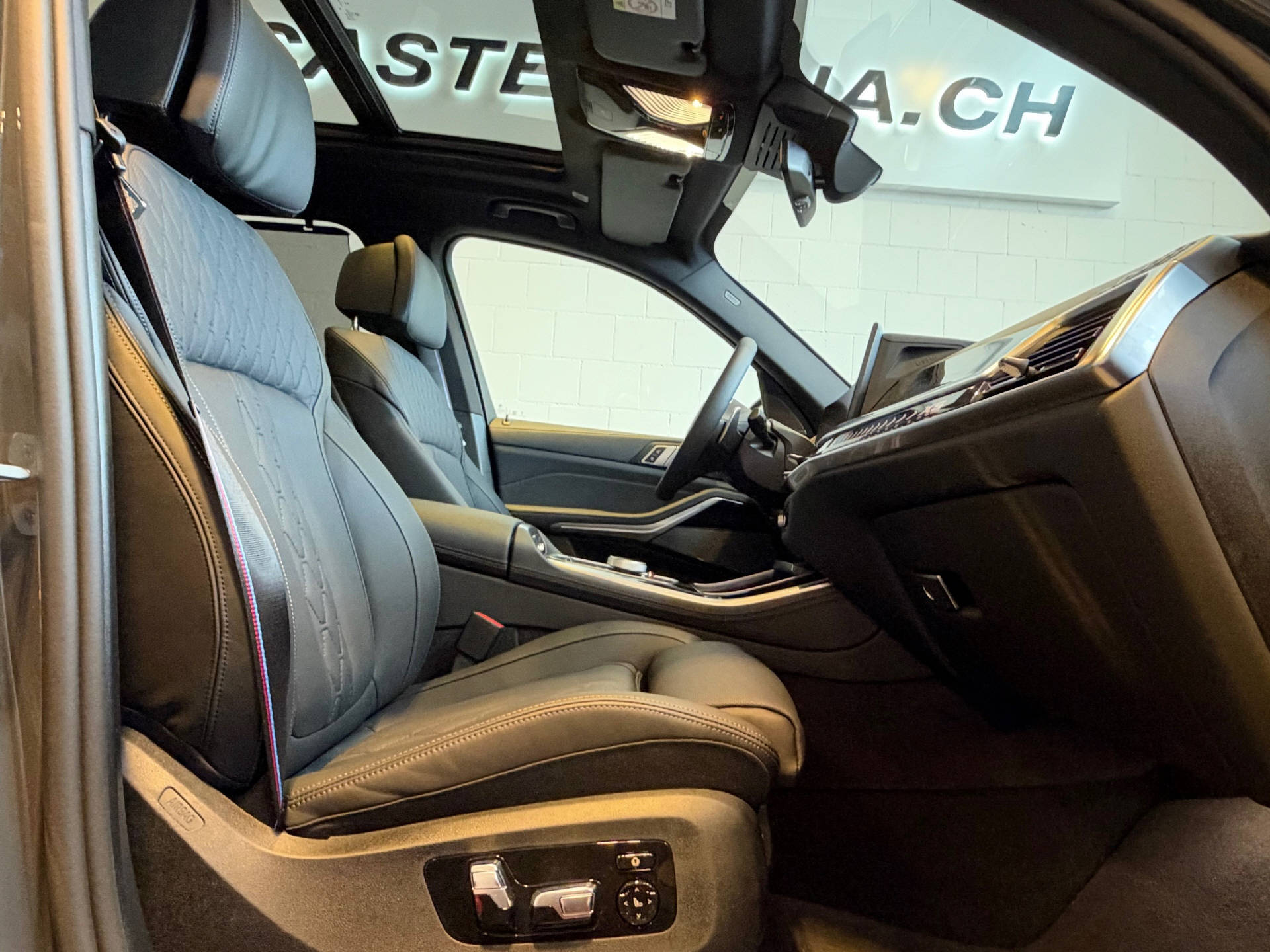 BMW X5 40d xDrive SAG-image-9