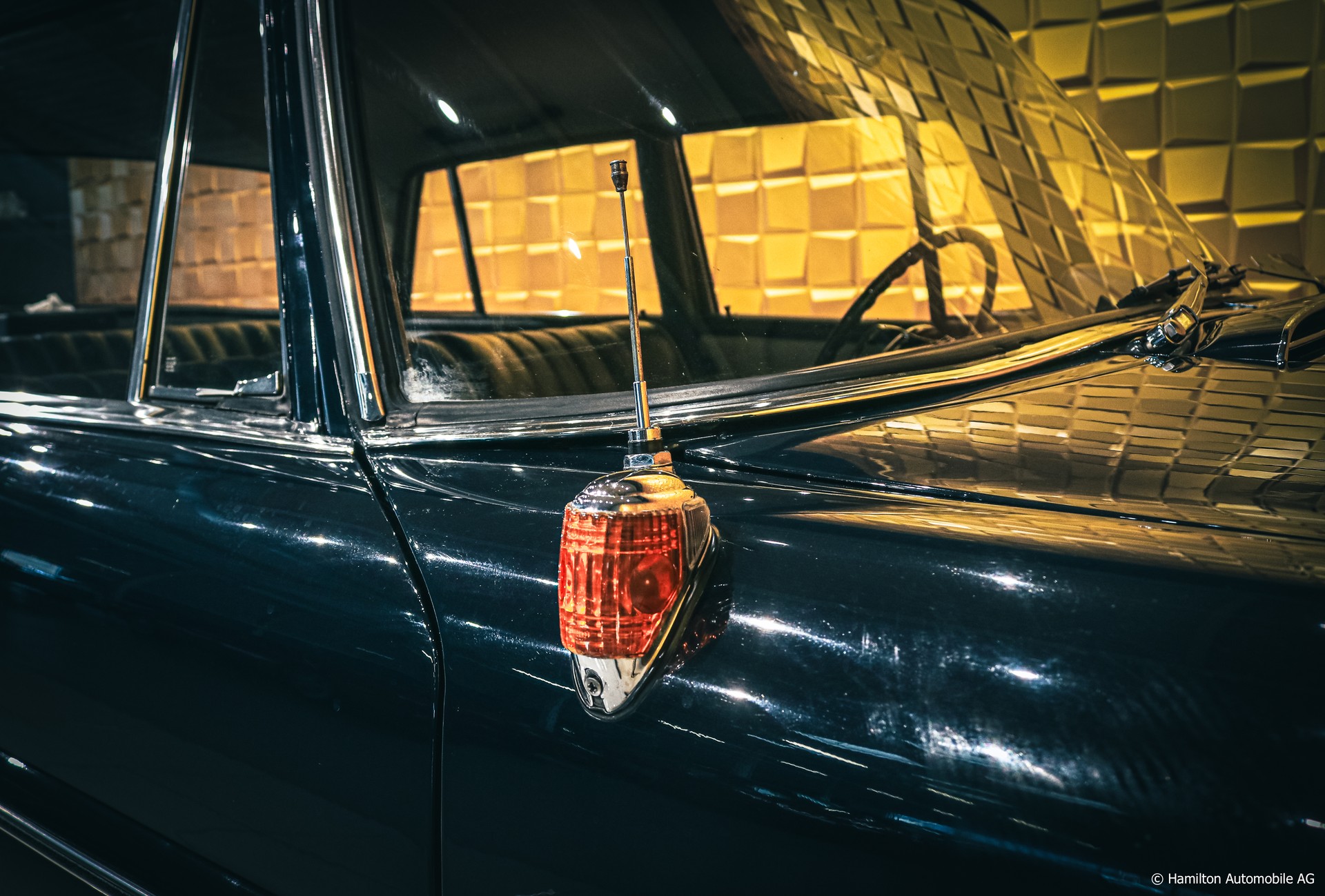 MERCEDES-BENZ 190 C-image-13
