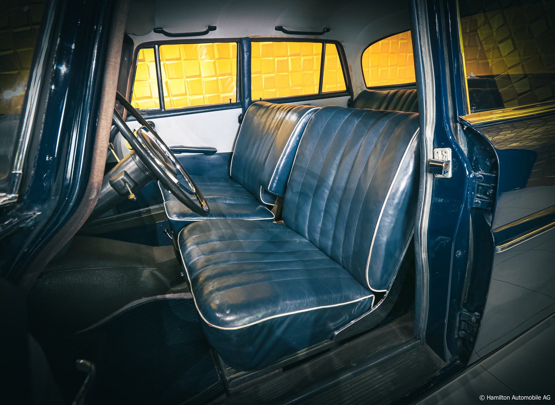 MERCEDES-BENZ 190 C-image-16