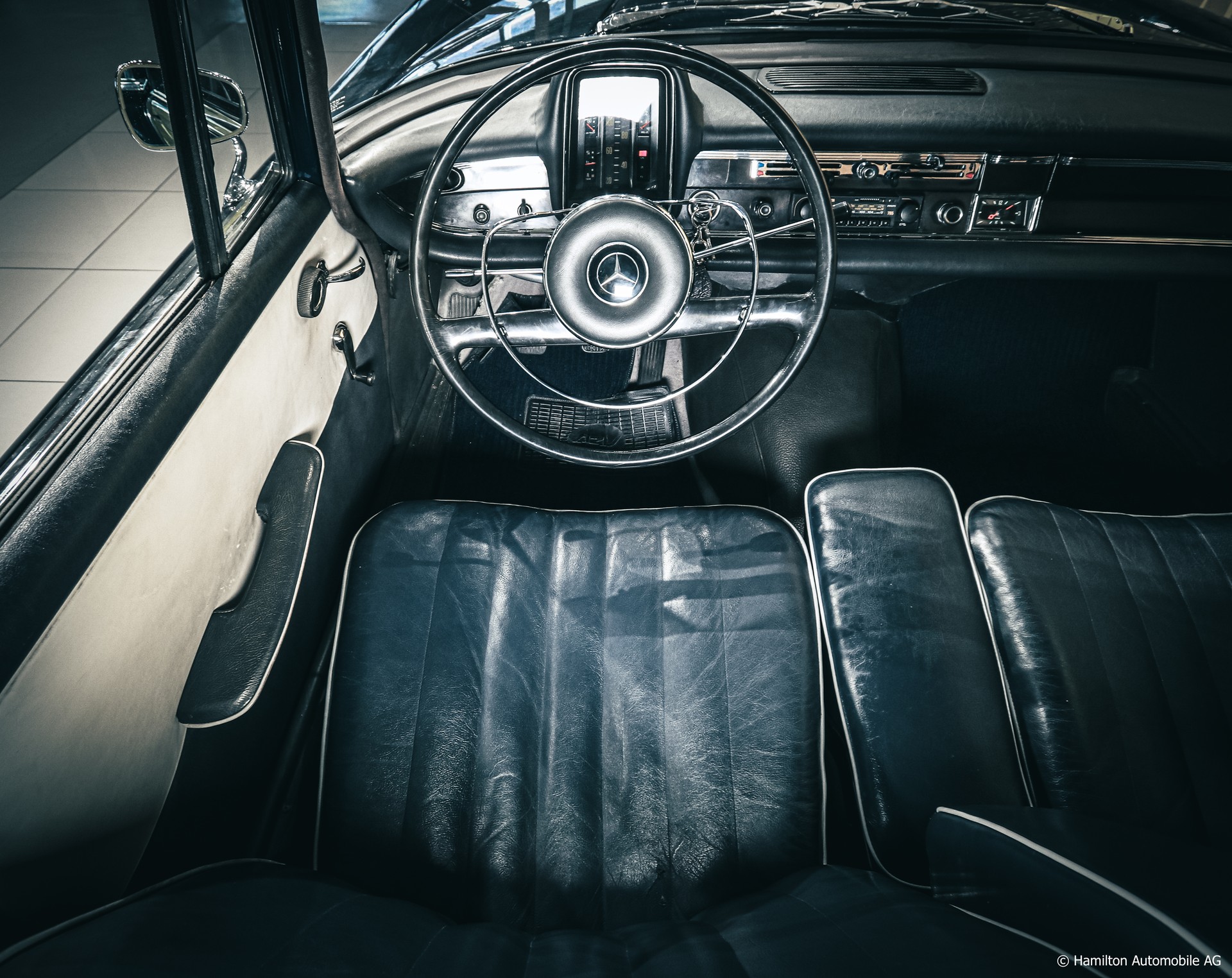 MERCEDES-BENZ 190 C-image-19