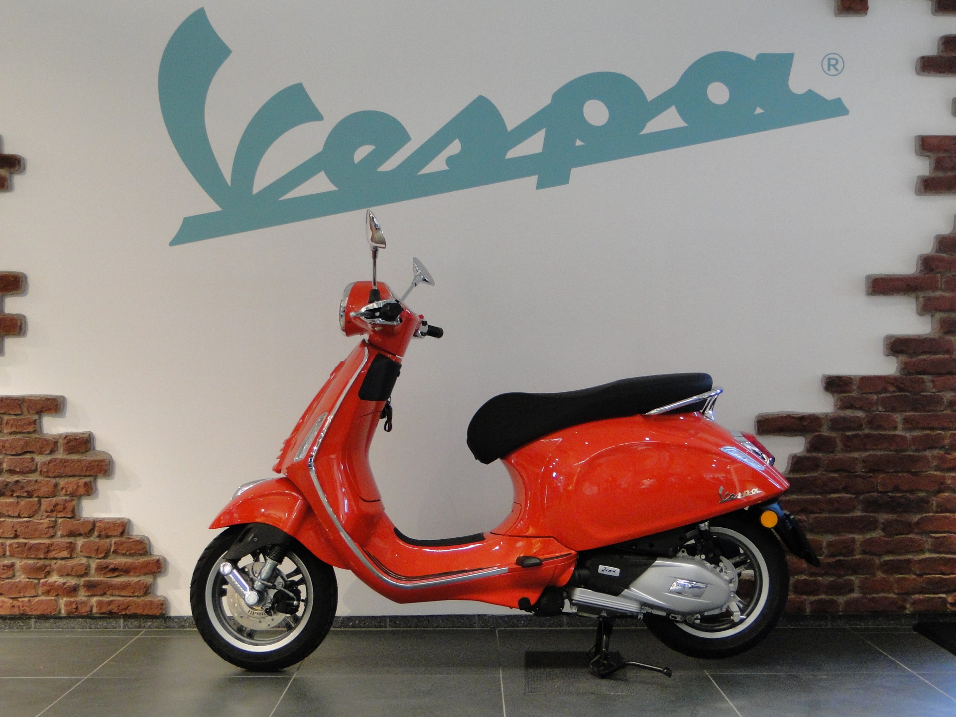 PIAGGIO Vespa Primavera 125-image-0