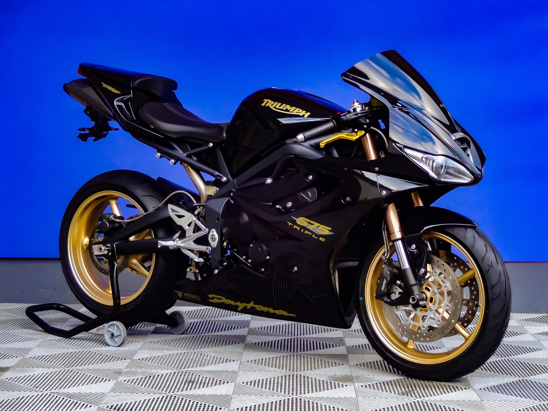 TRIUMPH Daytona 675 (25kW)-image-1