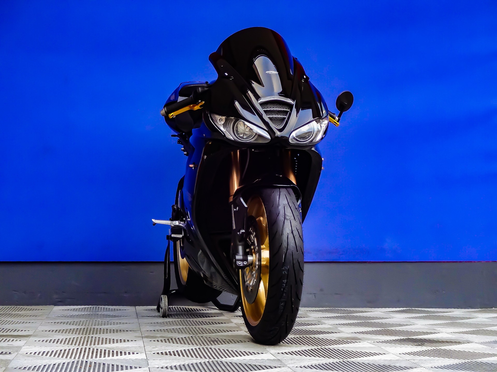 TRIUMPH Daytona 675 (25kW)-image-3