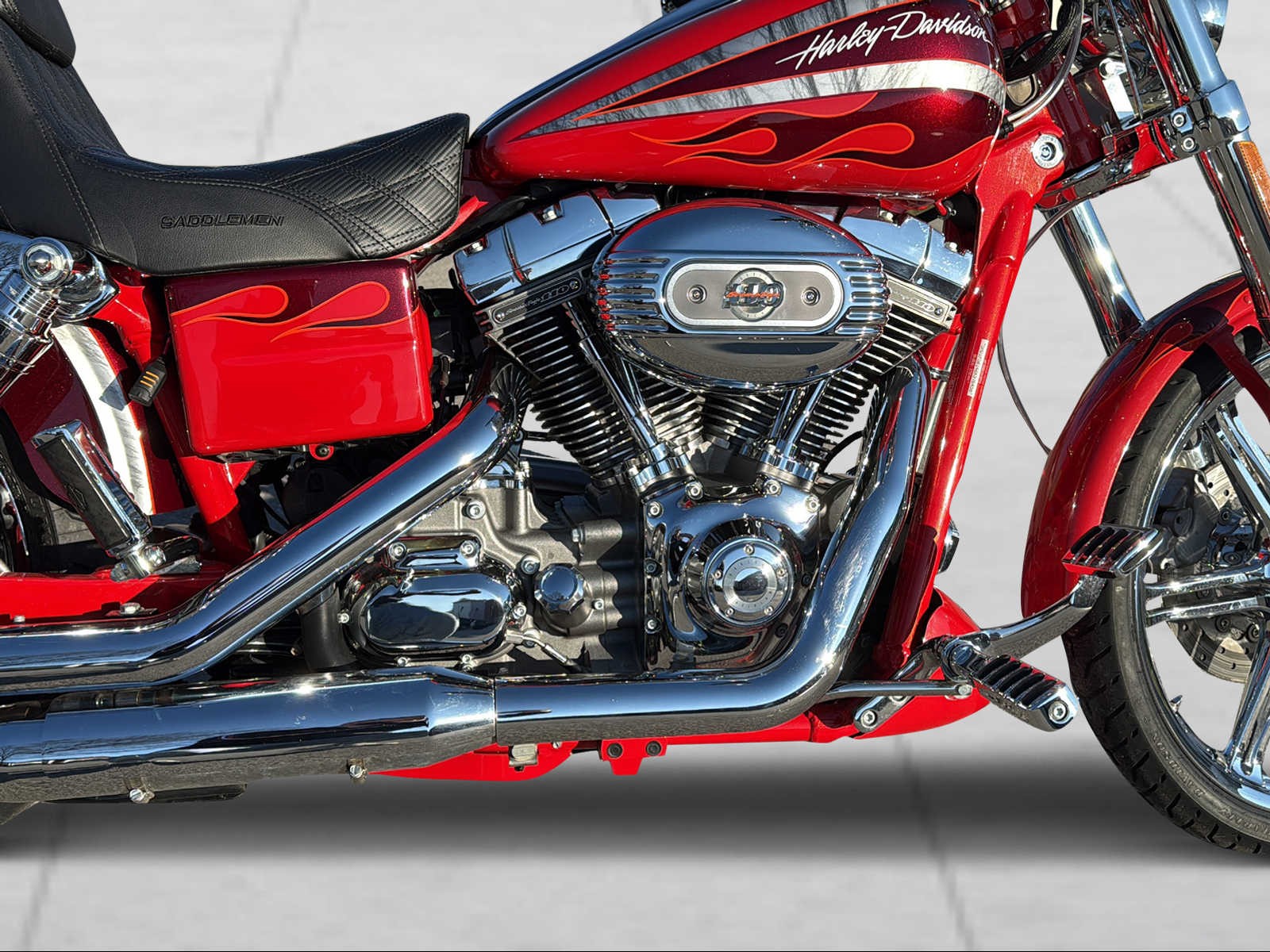 HARLEY-DAVIDSON FXDSE Dyna CVO Screamin'Eagle-image-4