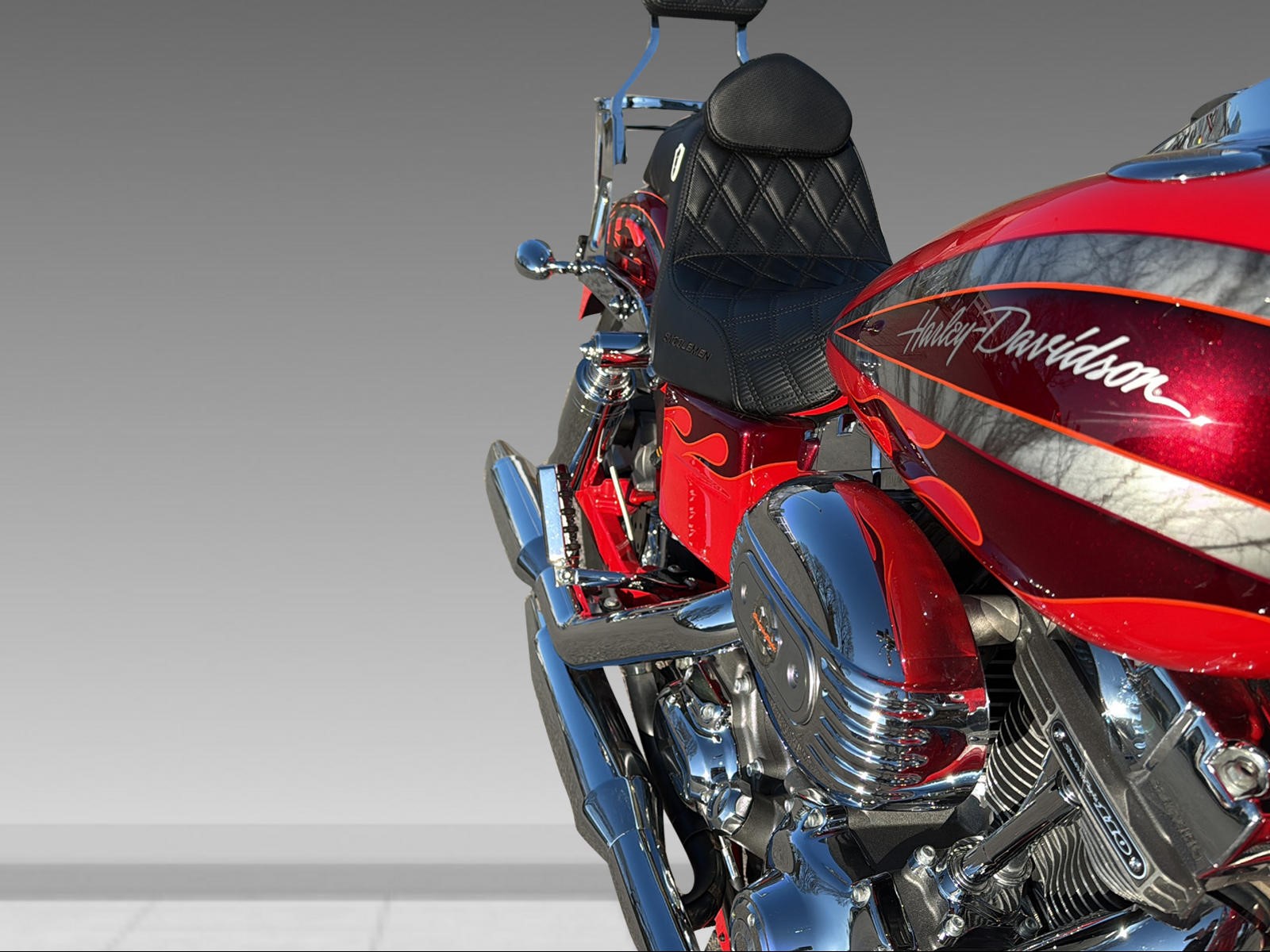 HARLEY-DAVIDSON FXDSE Dyna CVO Screamin'Eagle-image-8