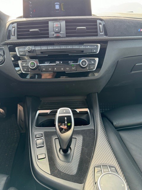 BMW M140i xDrive Swiss Performance Edition Steptronic-image-8