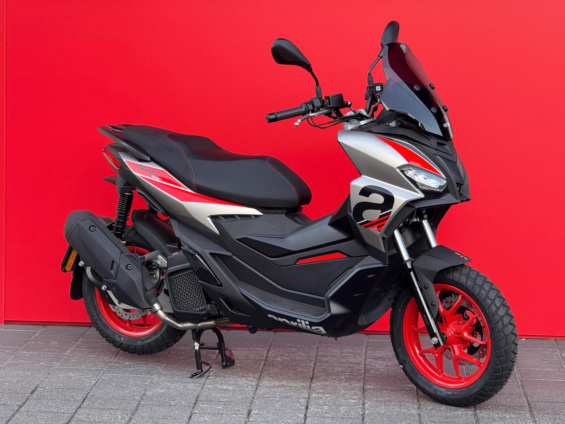 APRILIA SR 125 GT Sport ABS E5+-image-10