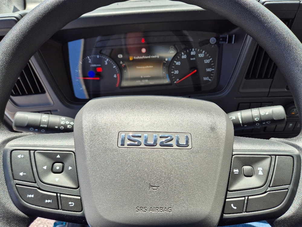 ISUZU M 27 E-image-8