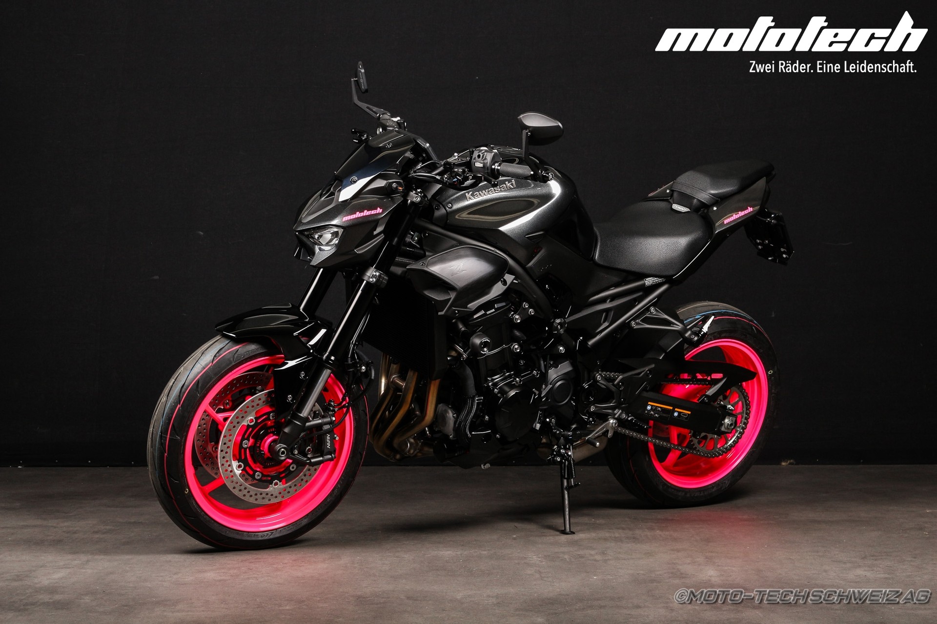 KAWASAKI Z 900 (35/70kW) STAGE 1 SHARK PINK EDITION-image-4