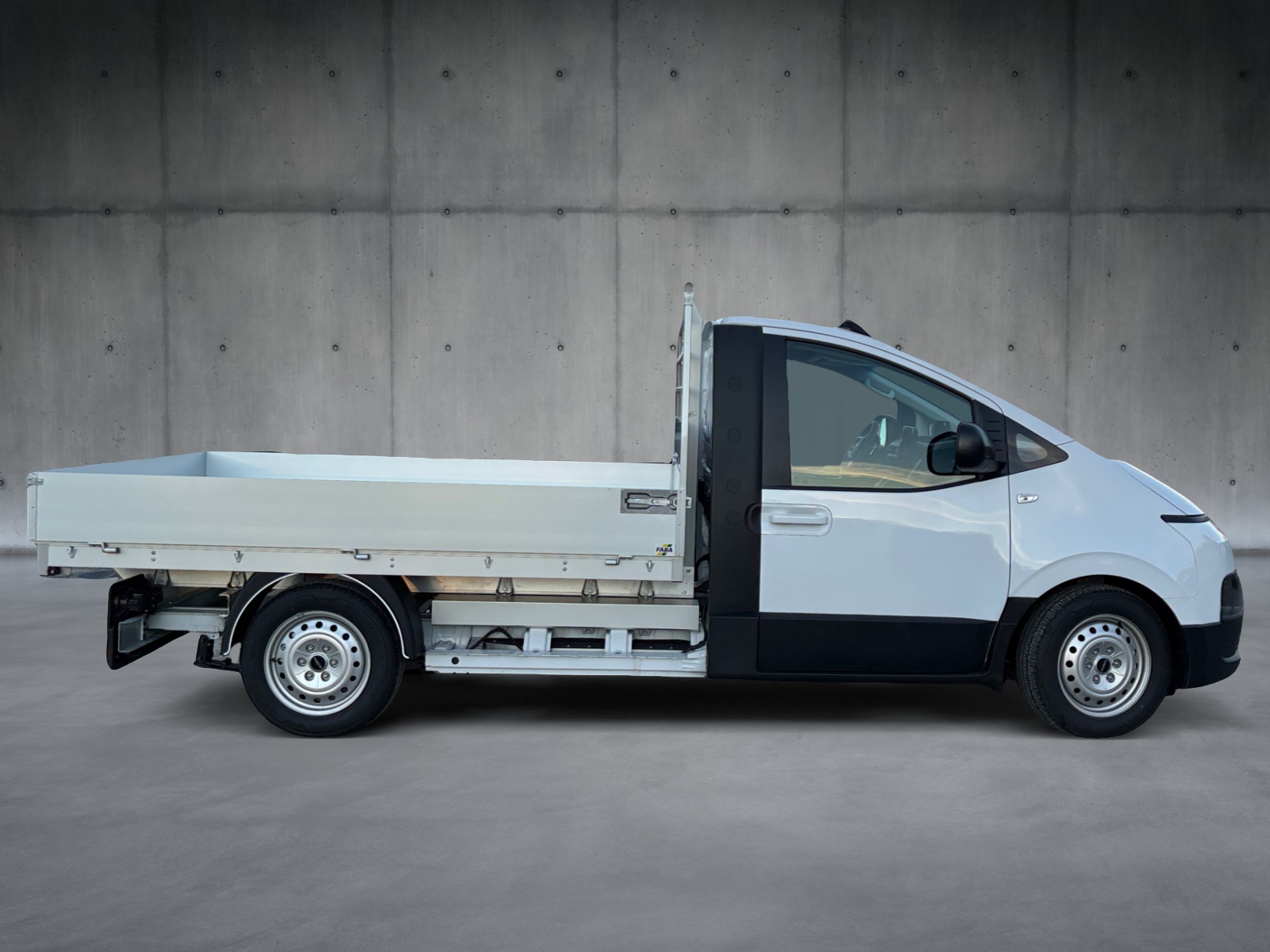IVECO NEW E MOOVY mit FABA ALU-Ladebrücke 2800-image-4