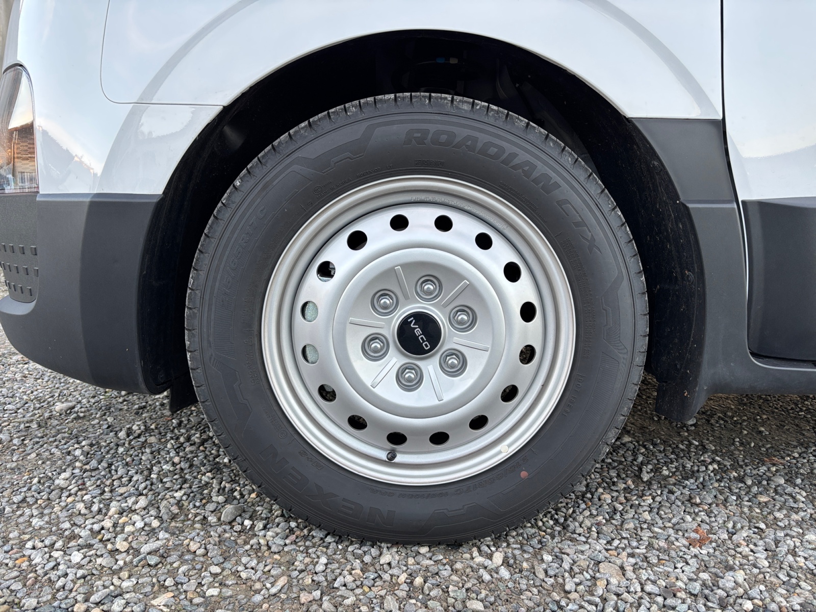 IVECO NEW E MOOVY mit FABA ALU-Ladebrücke 2800-image-9