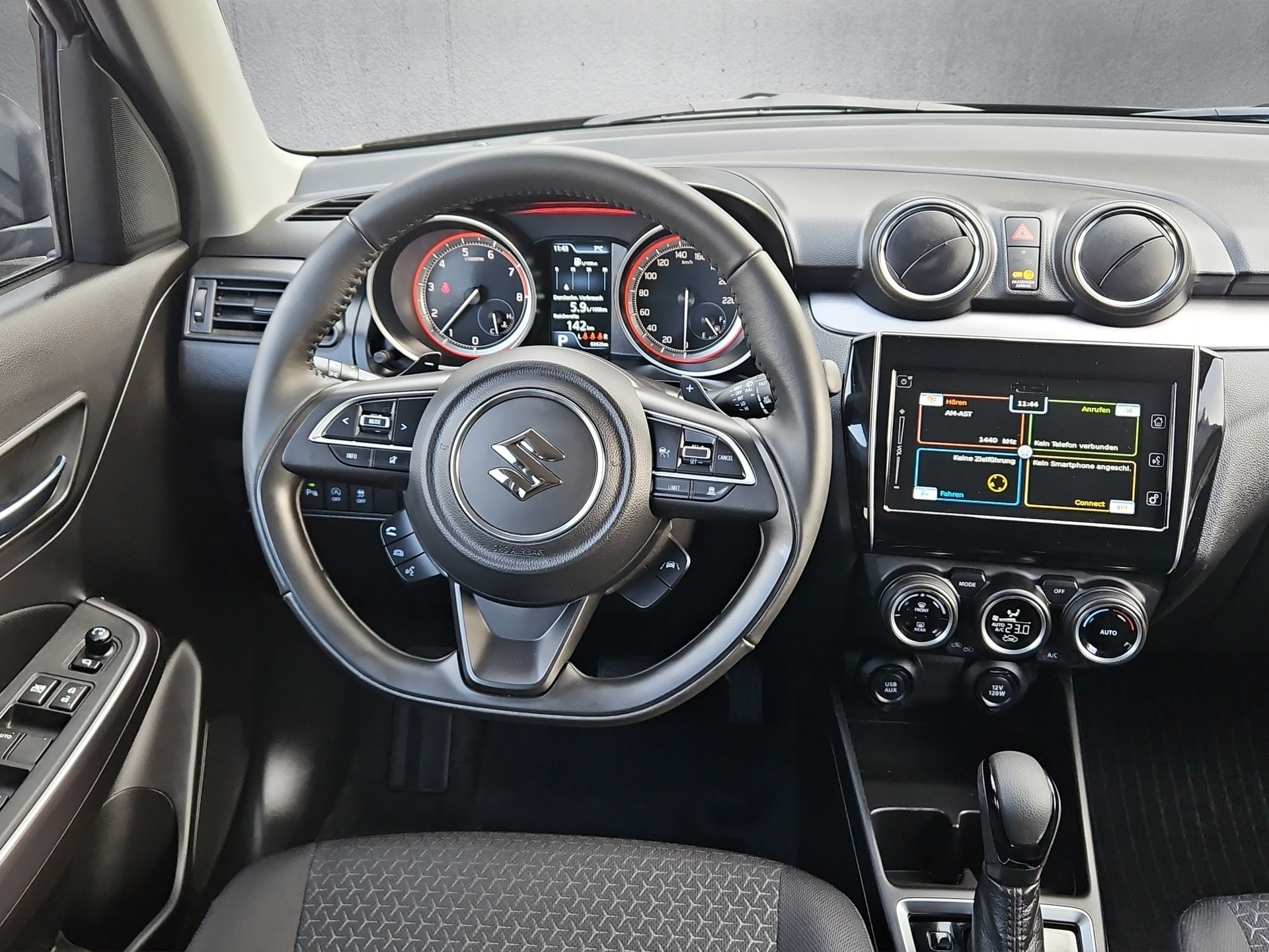 SUZUKI Swift 1.2i Swiss Edition Top Hybrid-image-12