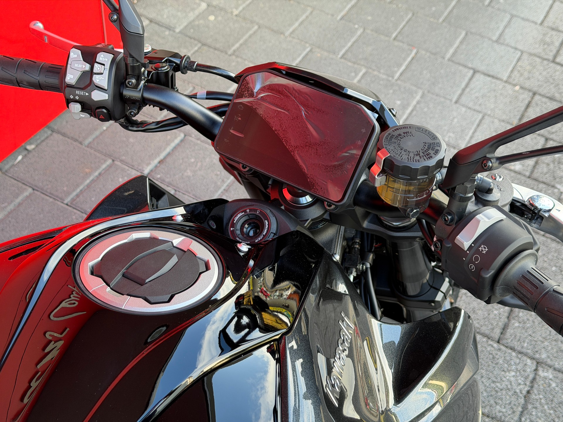 KAWASAKI Z1100-image-7