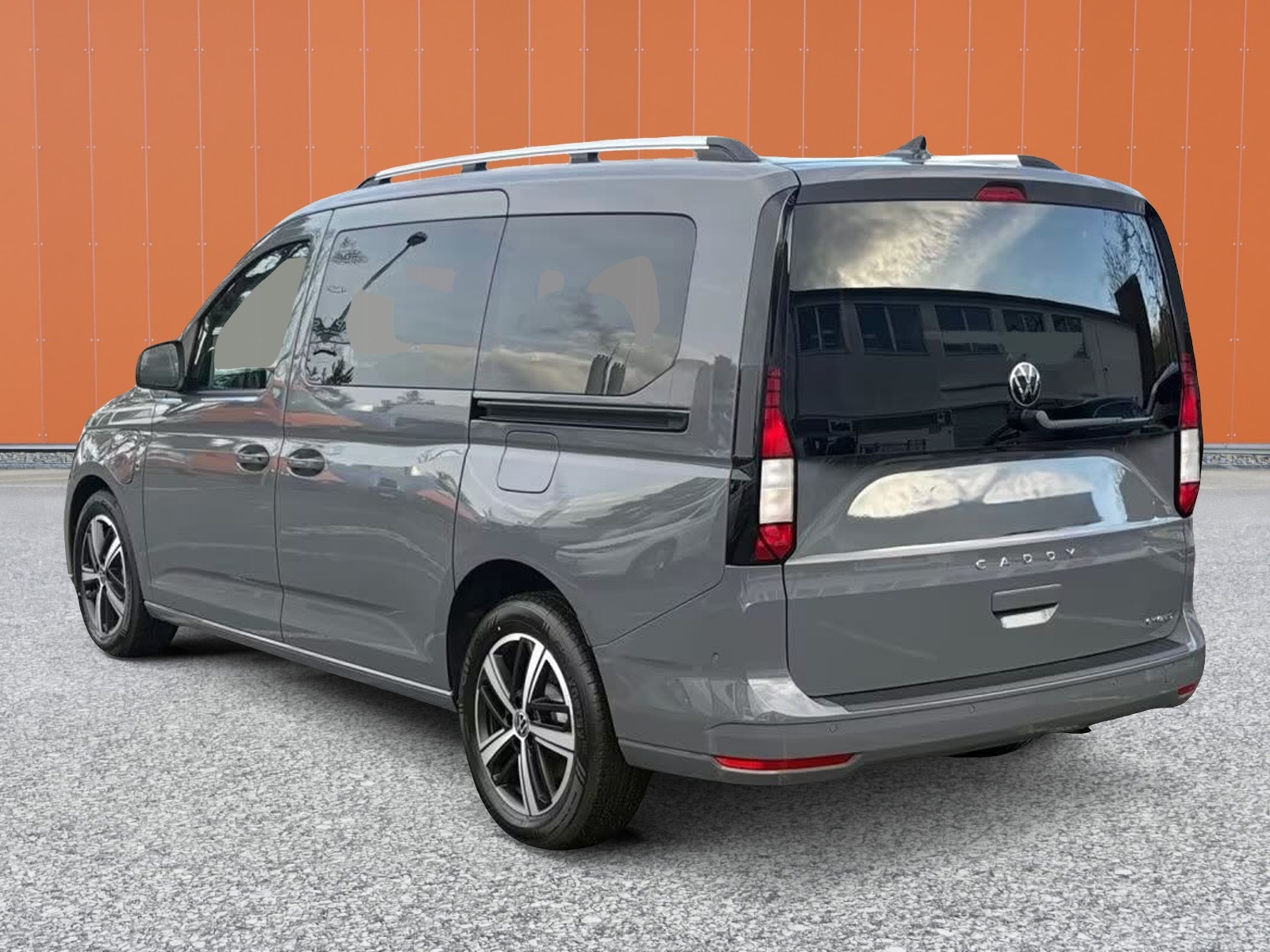 VW Caddy Maxi 1.5 TSI Plug in Hybrid Style DSG-image-14