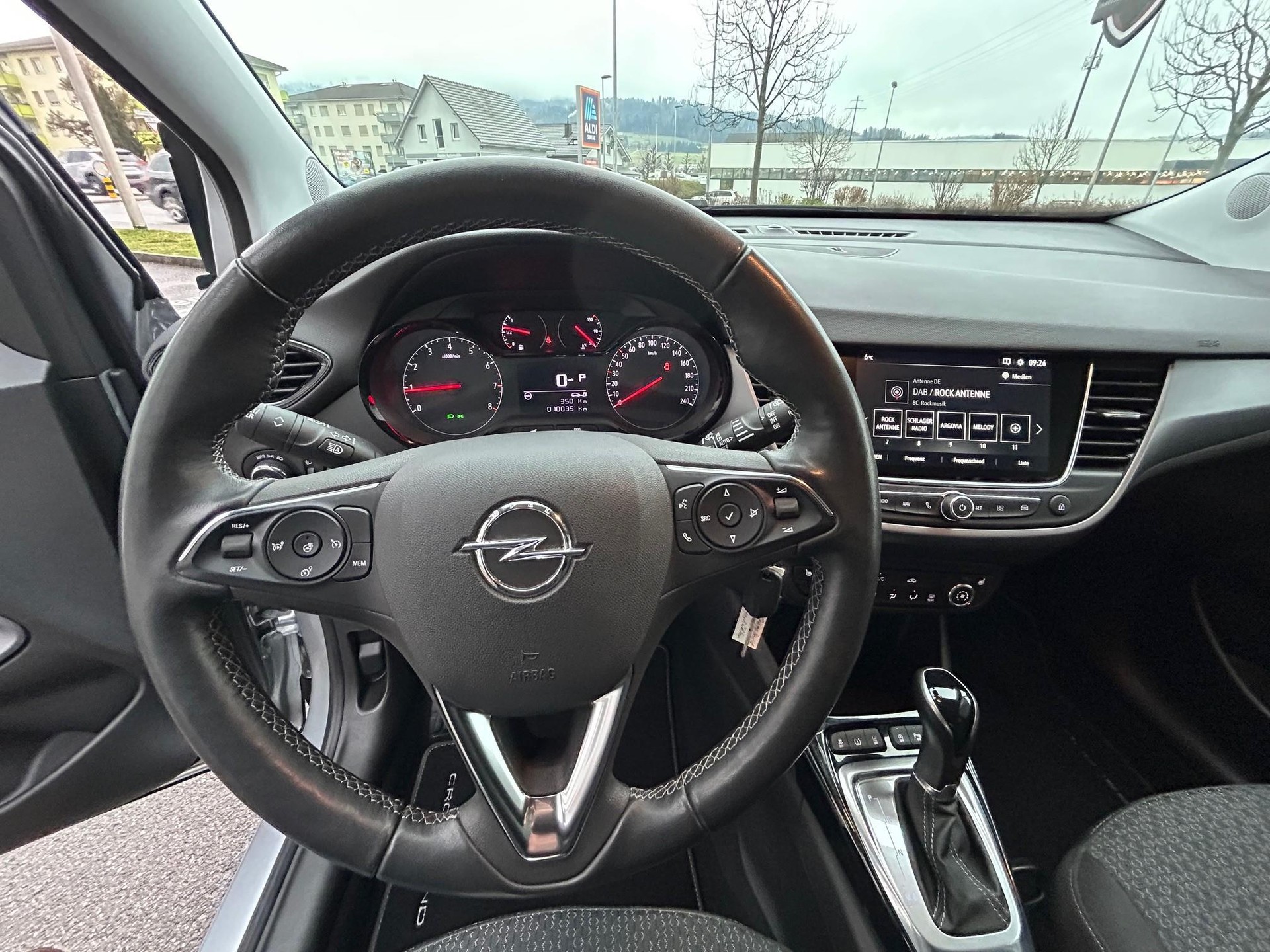OPEL Crossland 1.2 T 130 Edition-image-9