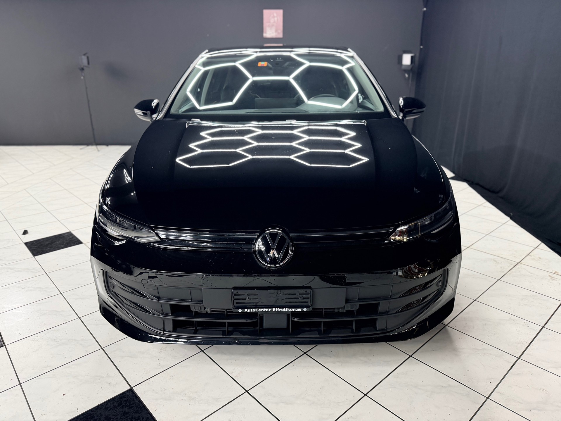 VW Golf 1.5 e TSI United DSG-showroom-element-3