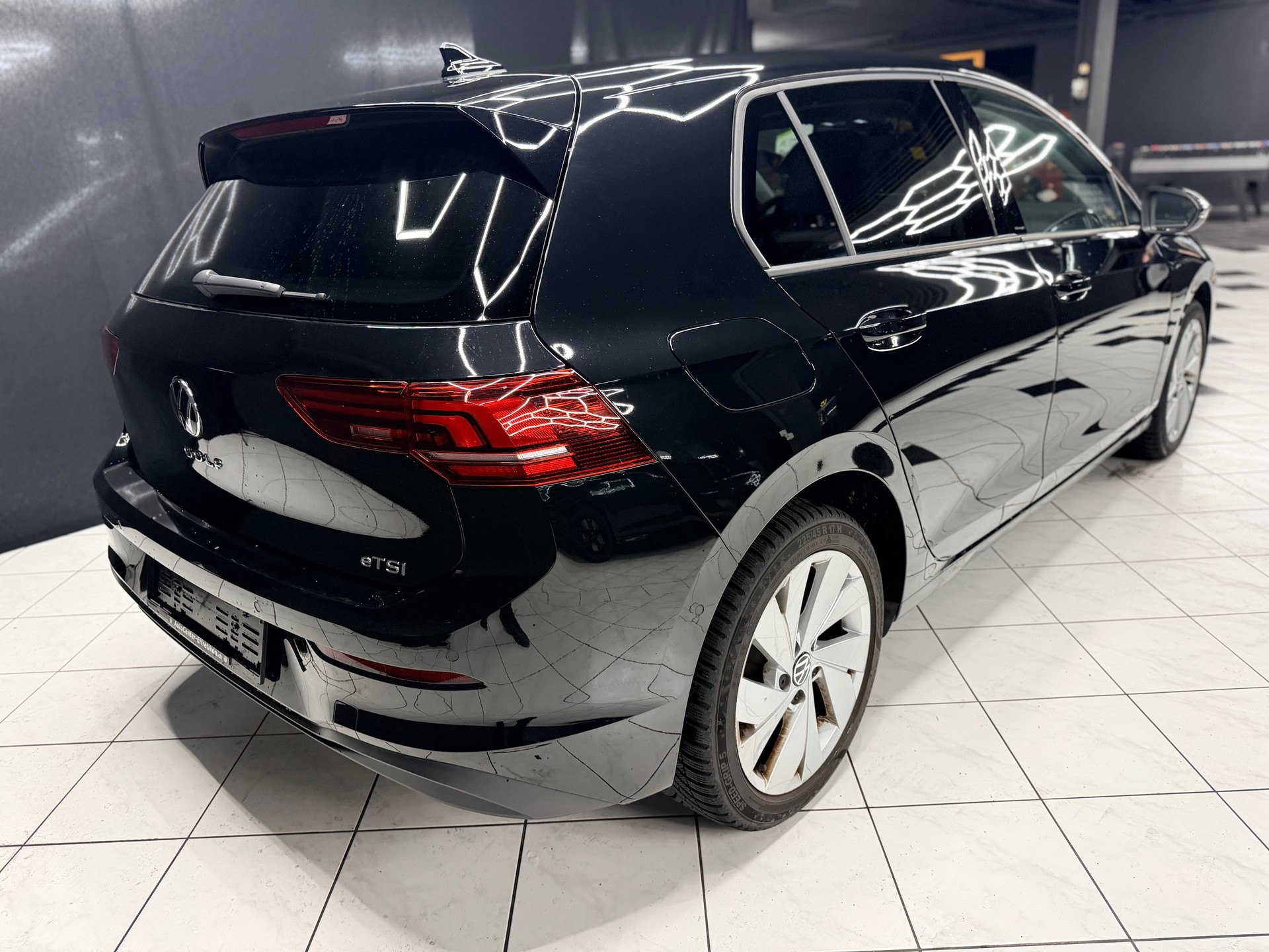 VW Golf 1.5 e TSI United DSG-image-5