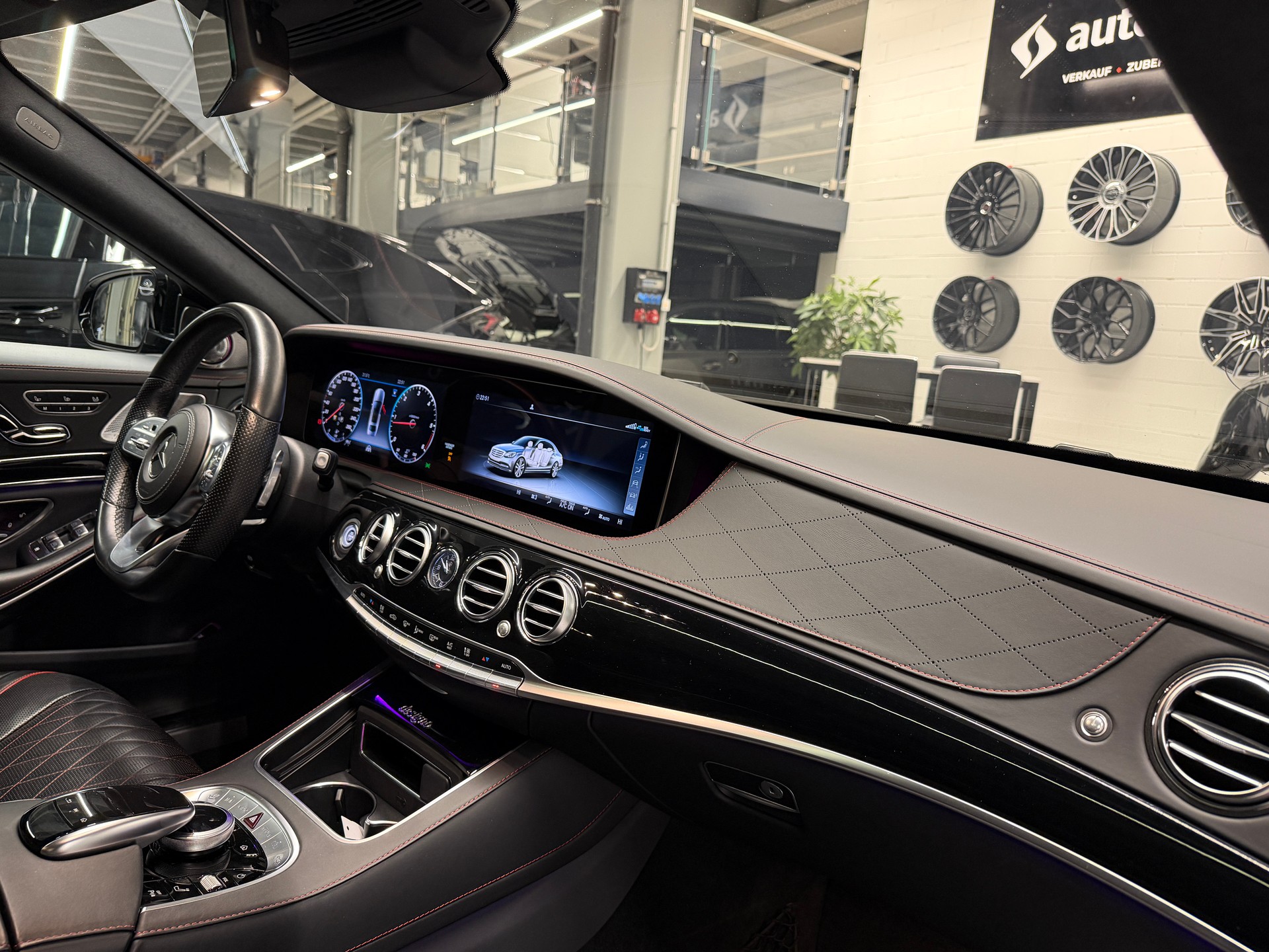 MERCEDES-BENZ S 400 d AMG Line 4matic lang *CH-Auto*NP 191'340*Top Ausstattung*Gratis Service*Garantie-image-15