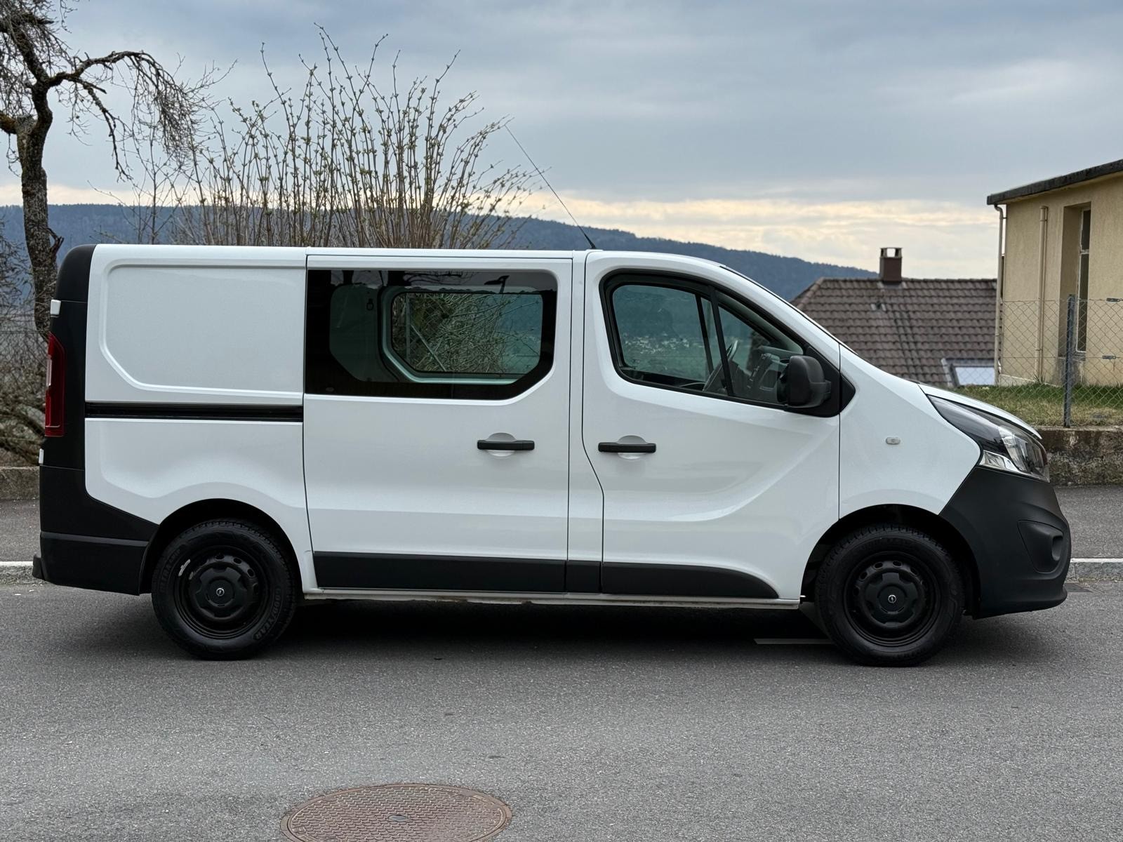 OPEL Vivaro 1.6 CDTI 2.7t L1H1-image-3