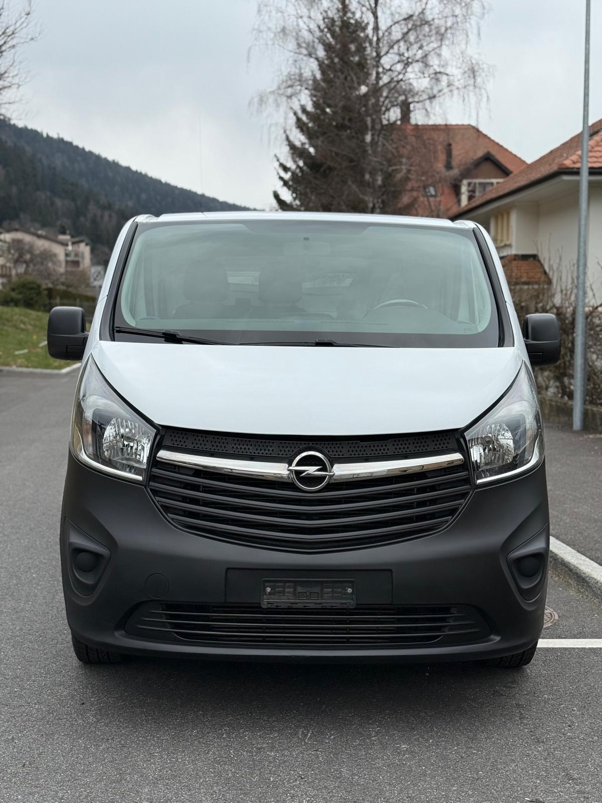 OPEL Vivaro 1.6 CDTI 2.7t L1H1-image-2