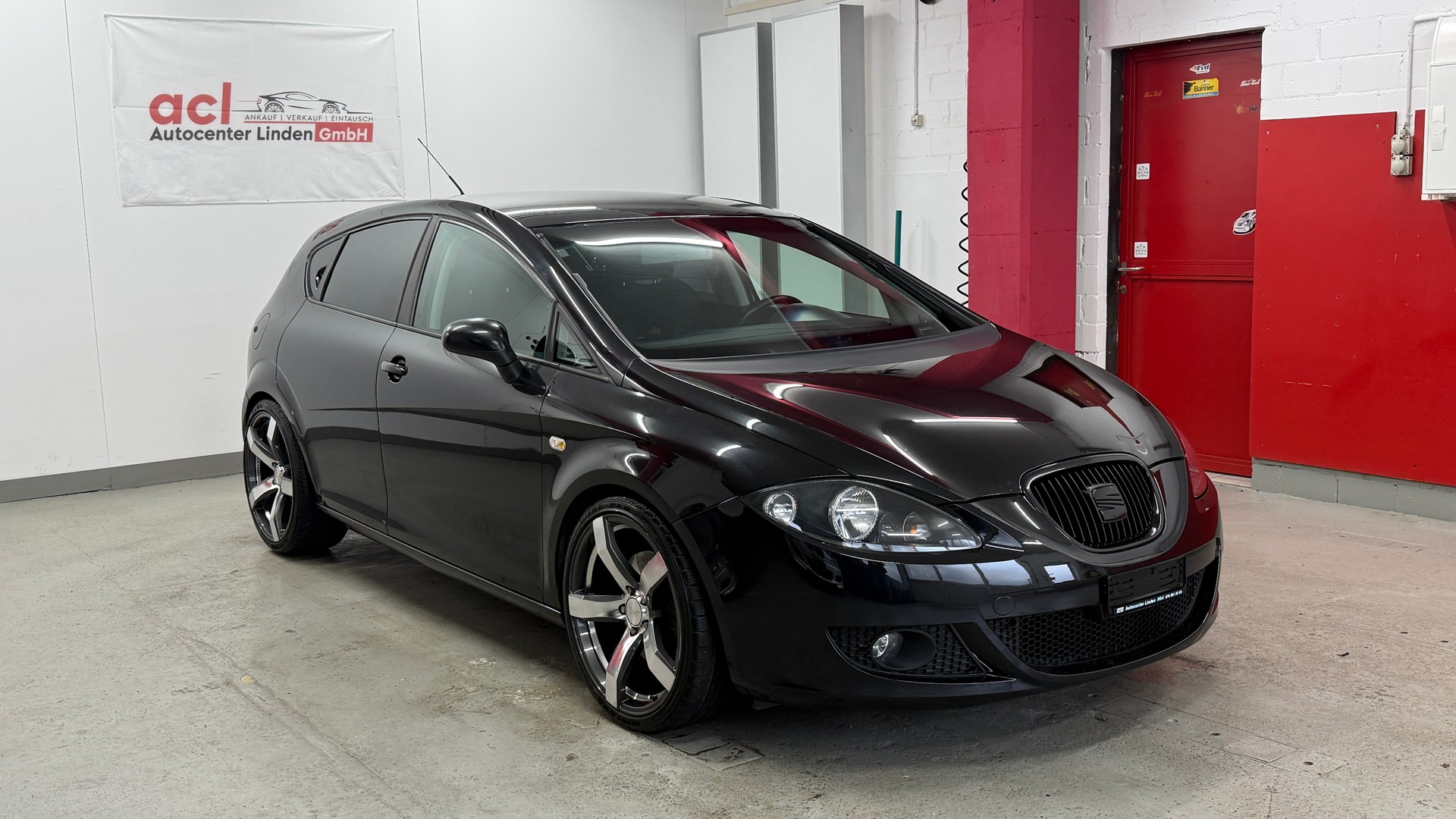 SEAT Leon 2.0 TSI FR, CH Fahrzeug, HAGELSCHADEN, Servicegepflegt, FR, Klima, 200PS, DAB, BT, USB, u.v.m-image-11