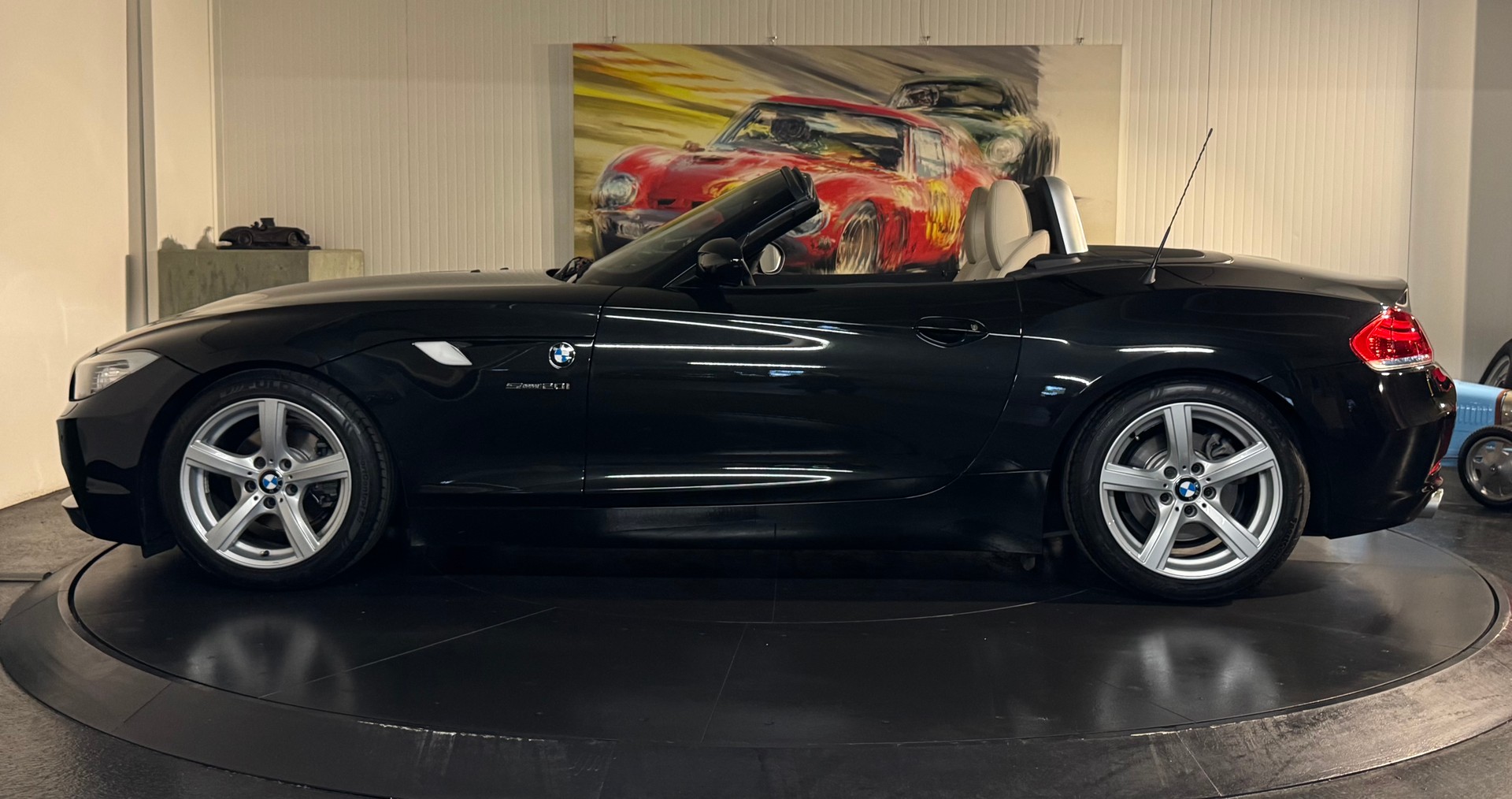 BMW Z4 sDrive20i Steptronic-showroom-element-2