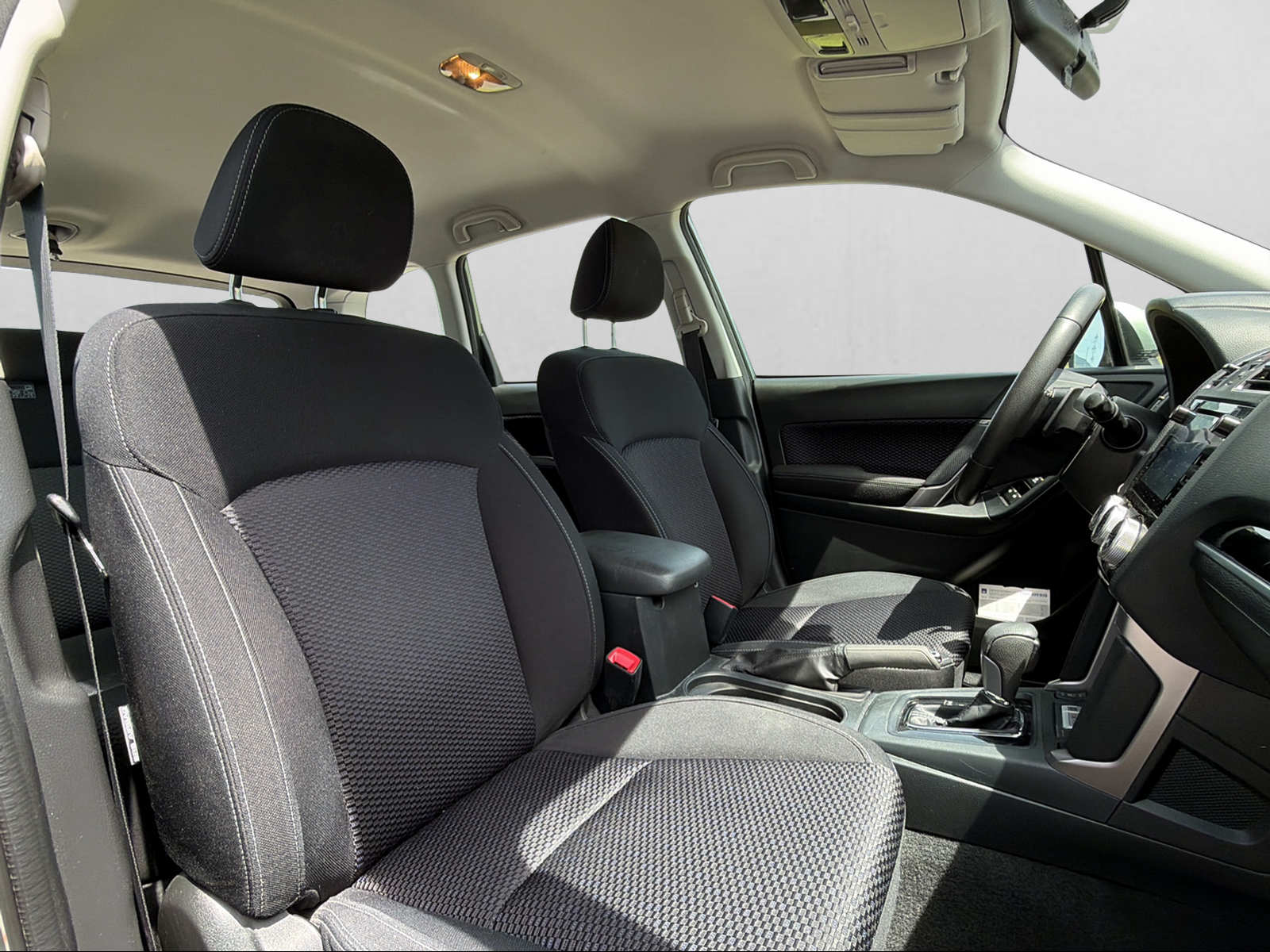 SUBARU Forester 2.0D Swiss Lineatronic-image-13