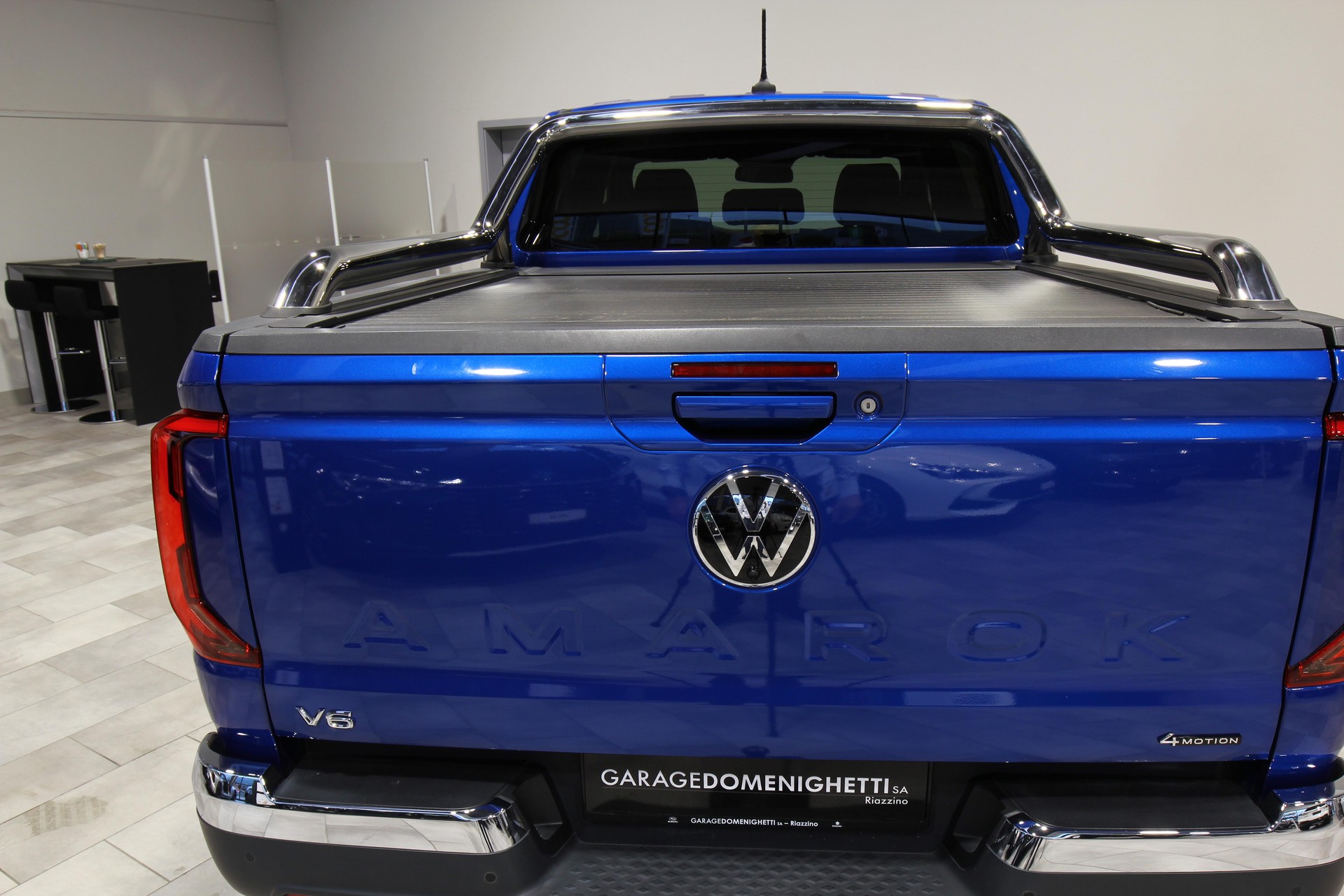 VW Amarok DKab. Pick-up 3.0 TDI 240 Aventura Winter 2 4m-image-7