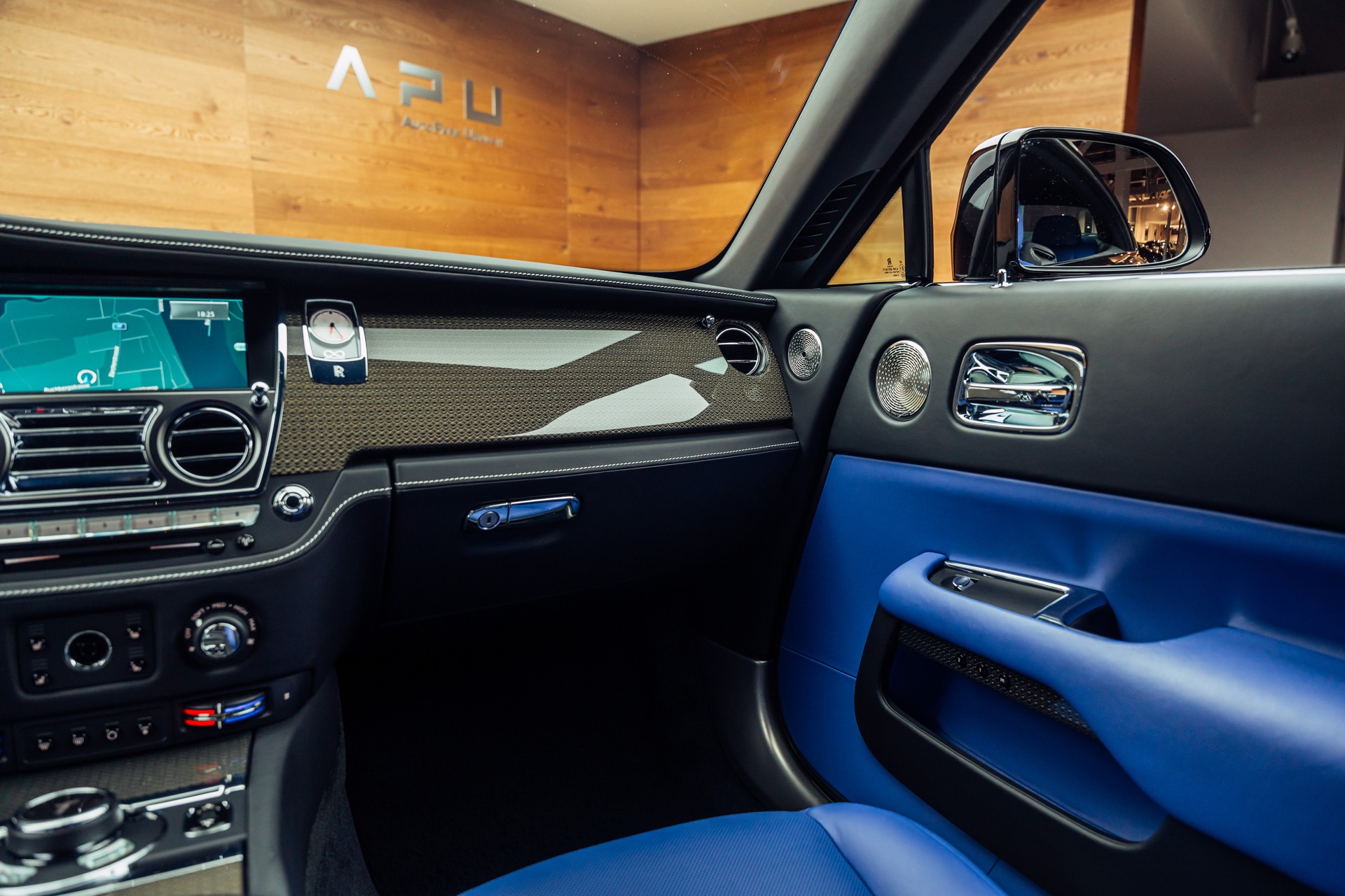 ROLLS-ROYCE Wraith Black Badge 6.6 V12 Facelift-image-11