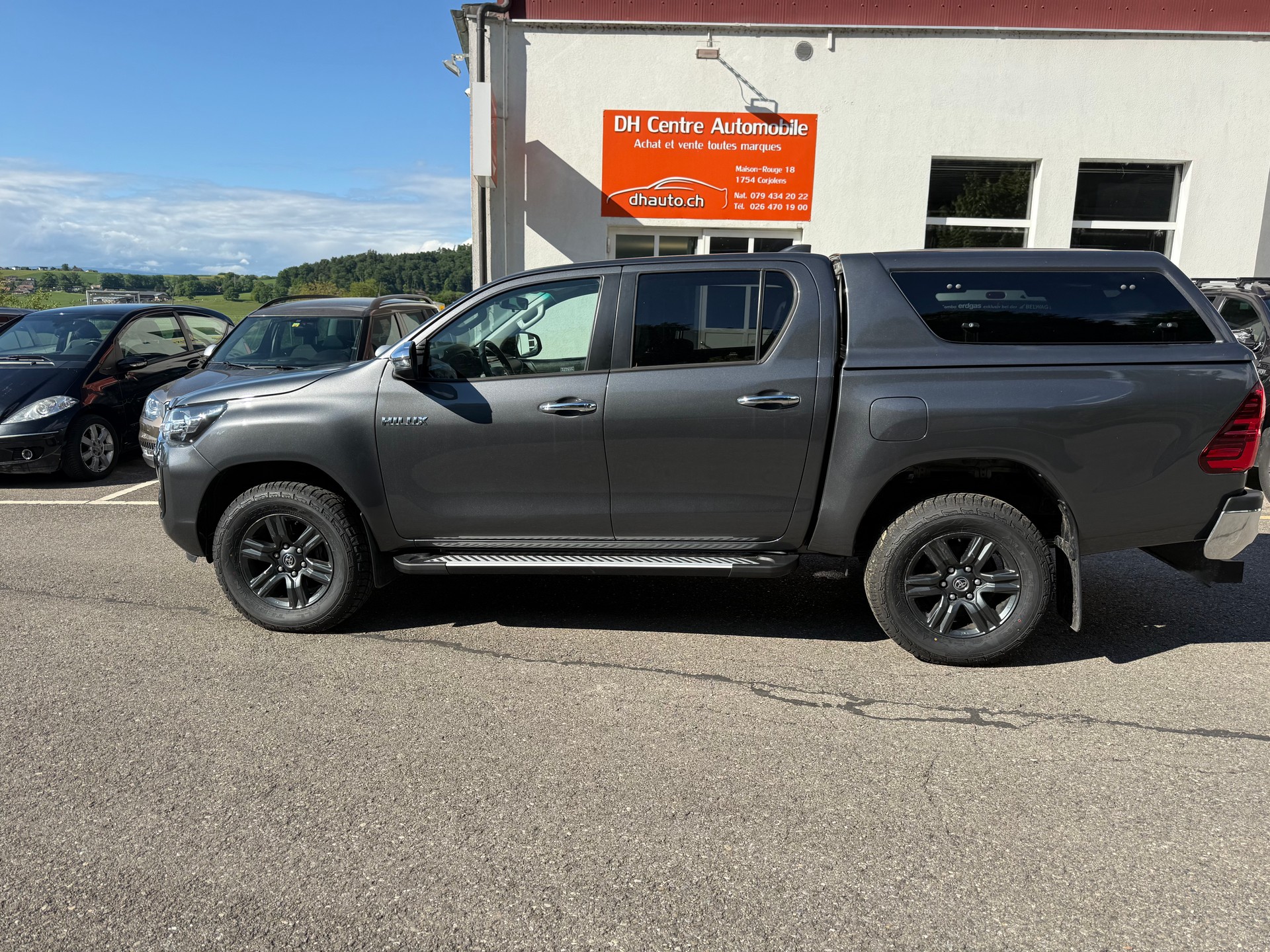 TOYOTA Hilux 2.8D-4D Style Double Cab 4x4 A-image-7