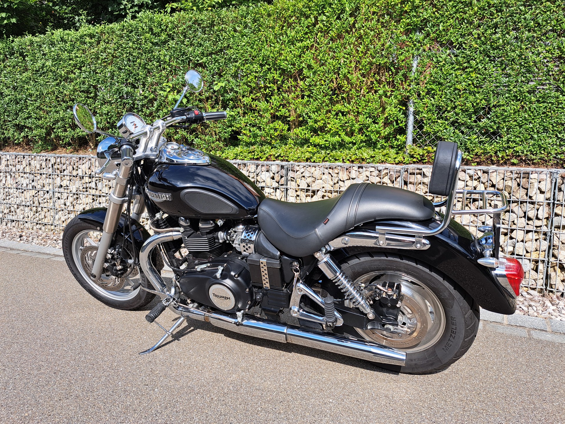 TRIUMPH Speedmaster 900-image-5