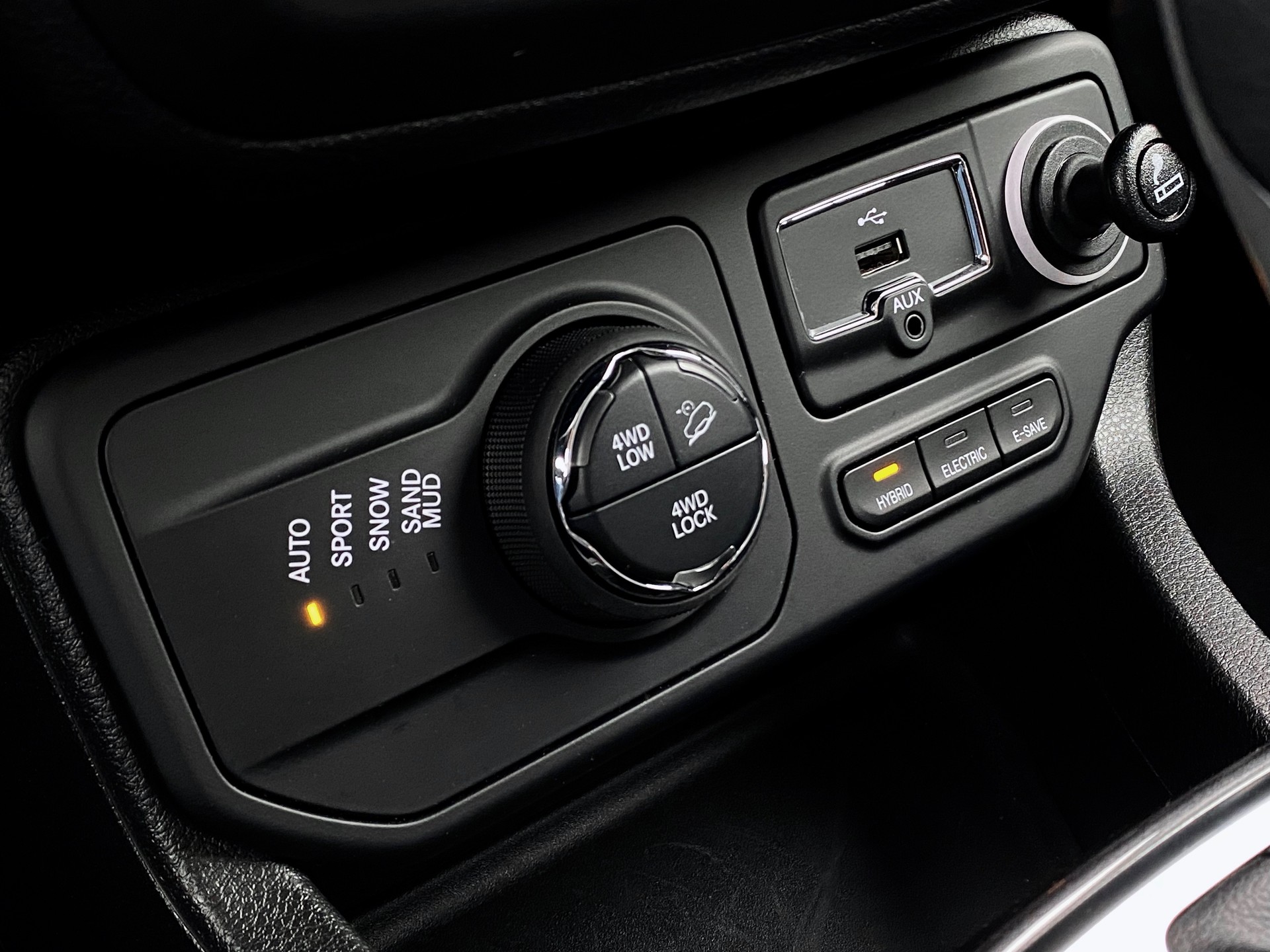 JEEP Renegade 1.3 T*PlugInHybrid*Swiss Limited Plus*Sky*AWD*-image-11