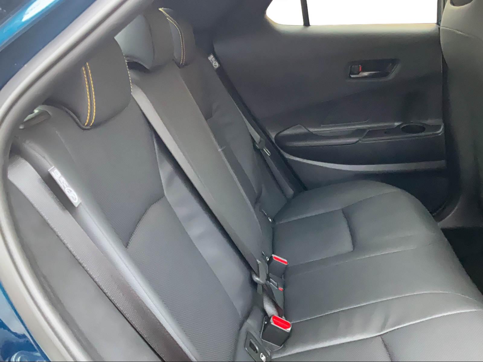 TOYOTA C-HR 2.0 HEV Style Premiere 4x4-image-14