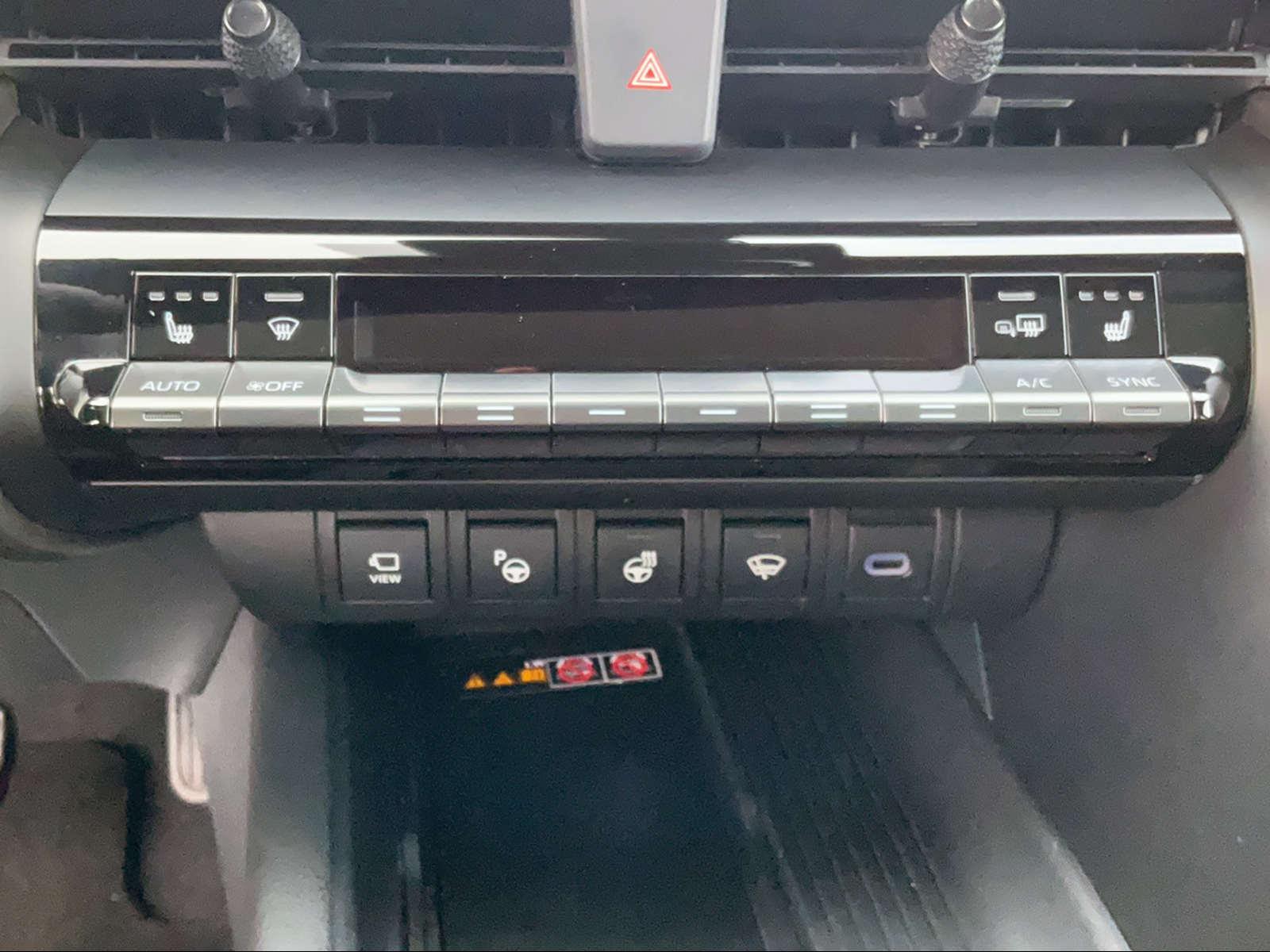 TOYOTA C-HR 2.0 HEV Style Premiere 4x4-image-10