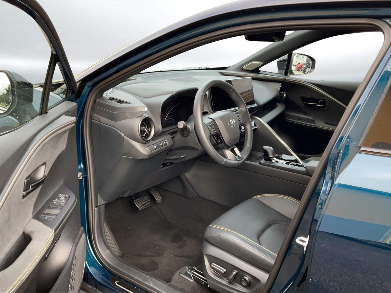 TOYOTA C-HR 2.0 HEV Style Premiere 4x4-image-5