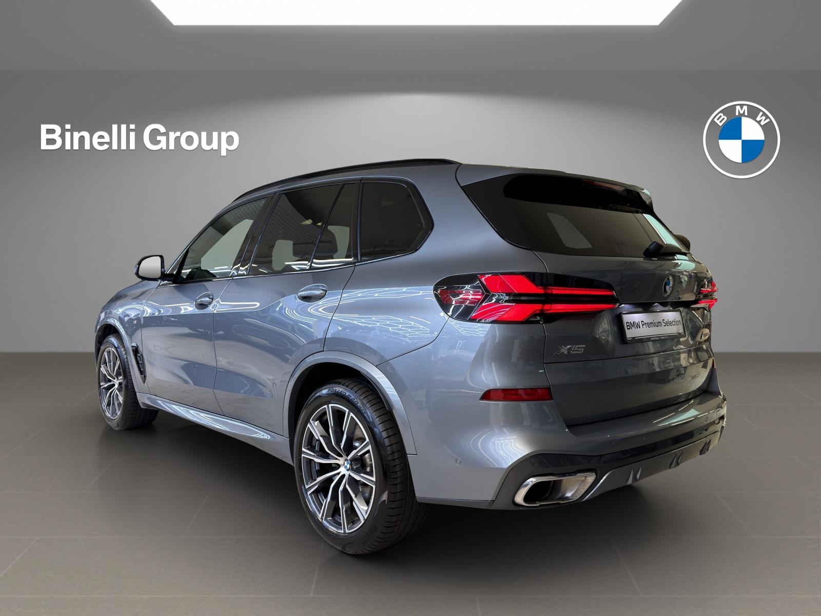 BMW X5 30d xDrive M-SportPaket-showroom-element-2