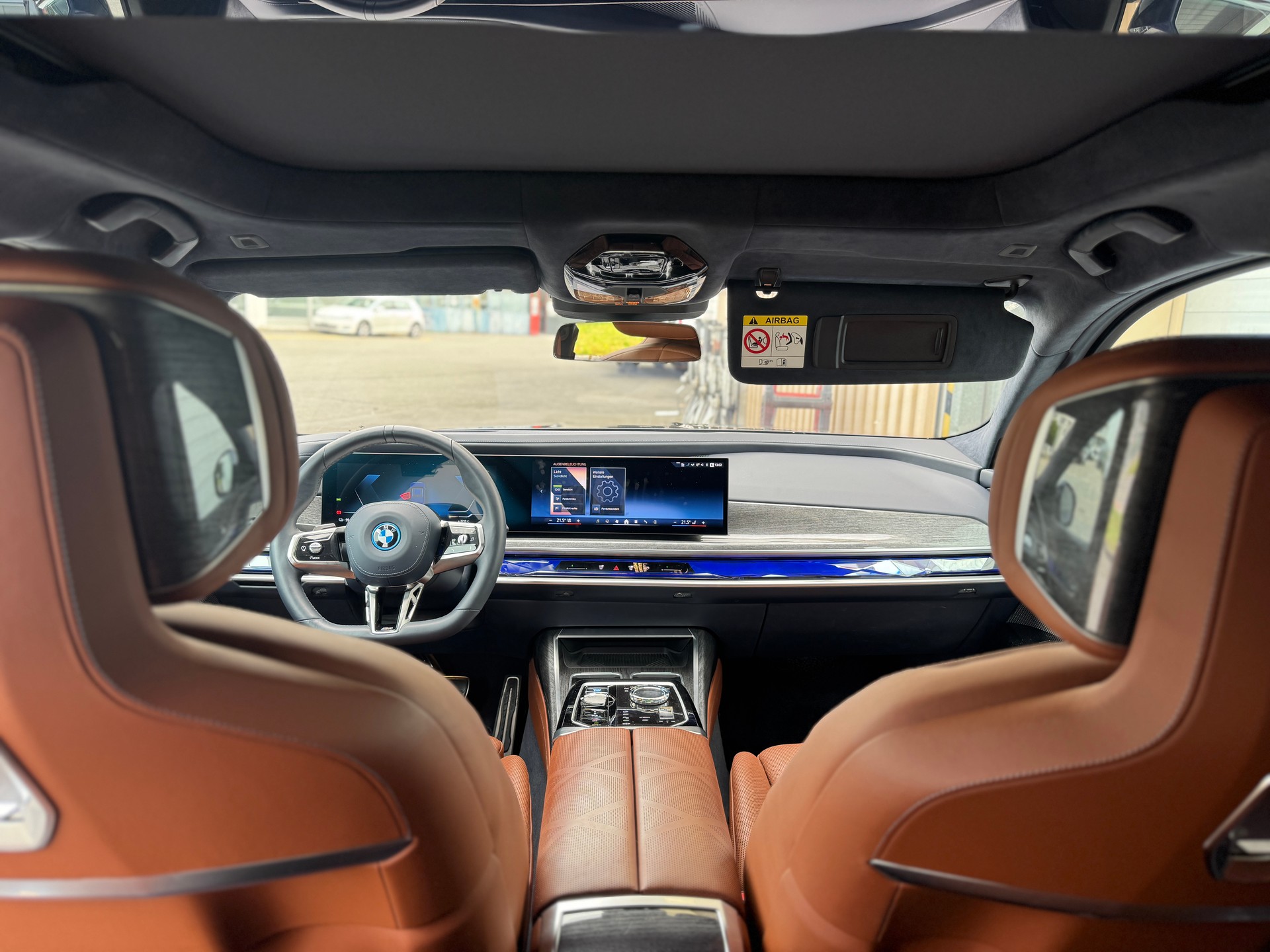 BMW i7 xDrive 60 M Sport-image-10