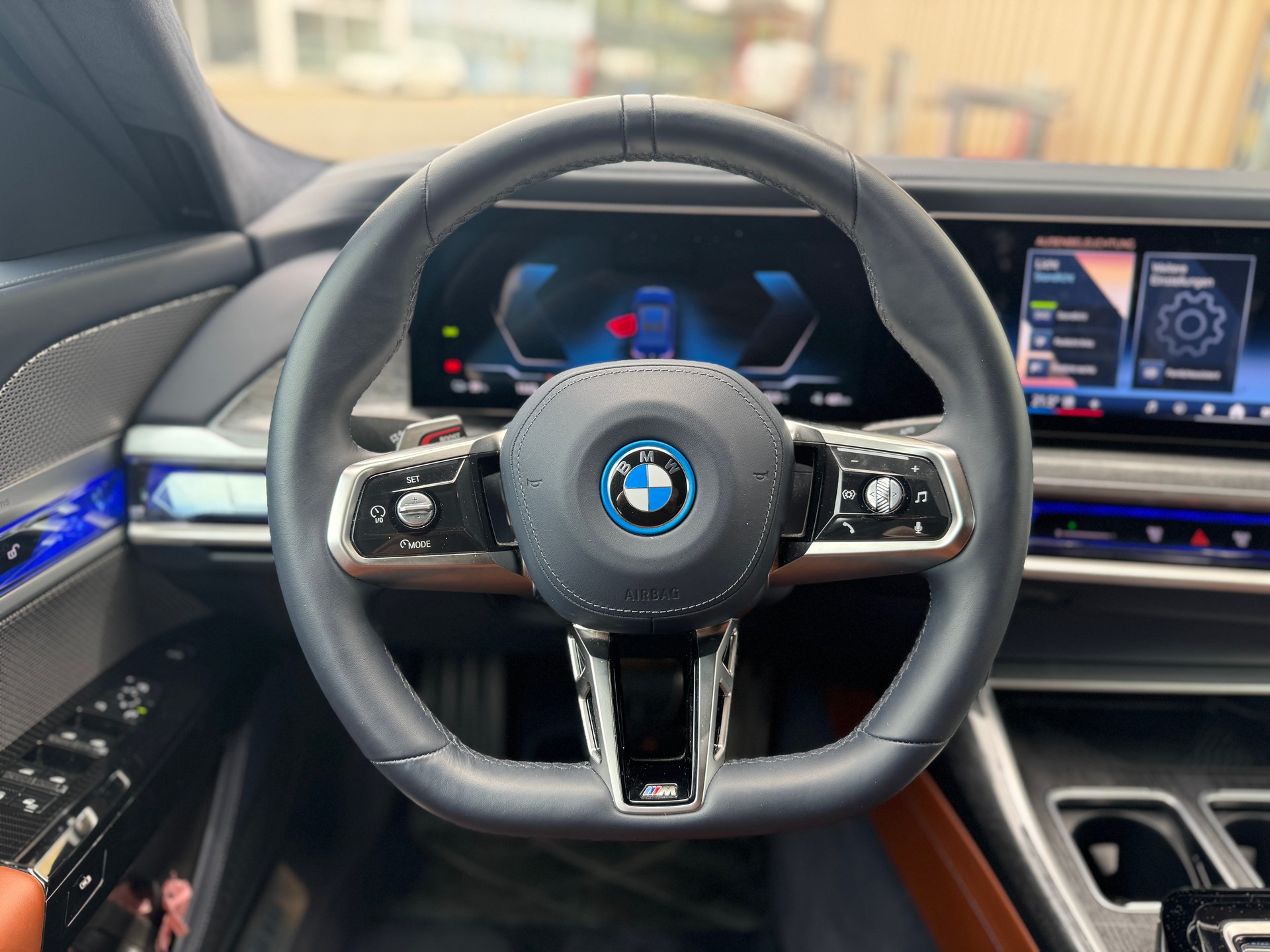 BMW i7 xDrive 60 M Sport-image-13
