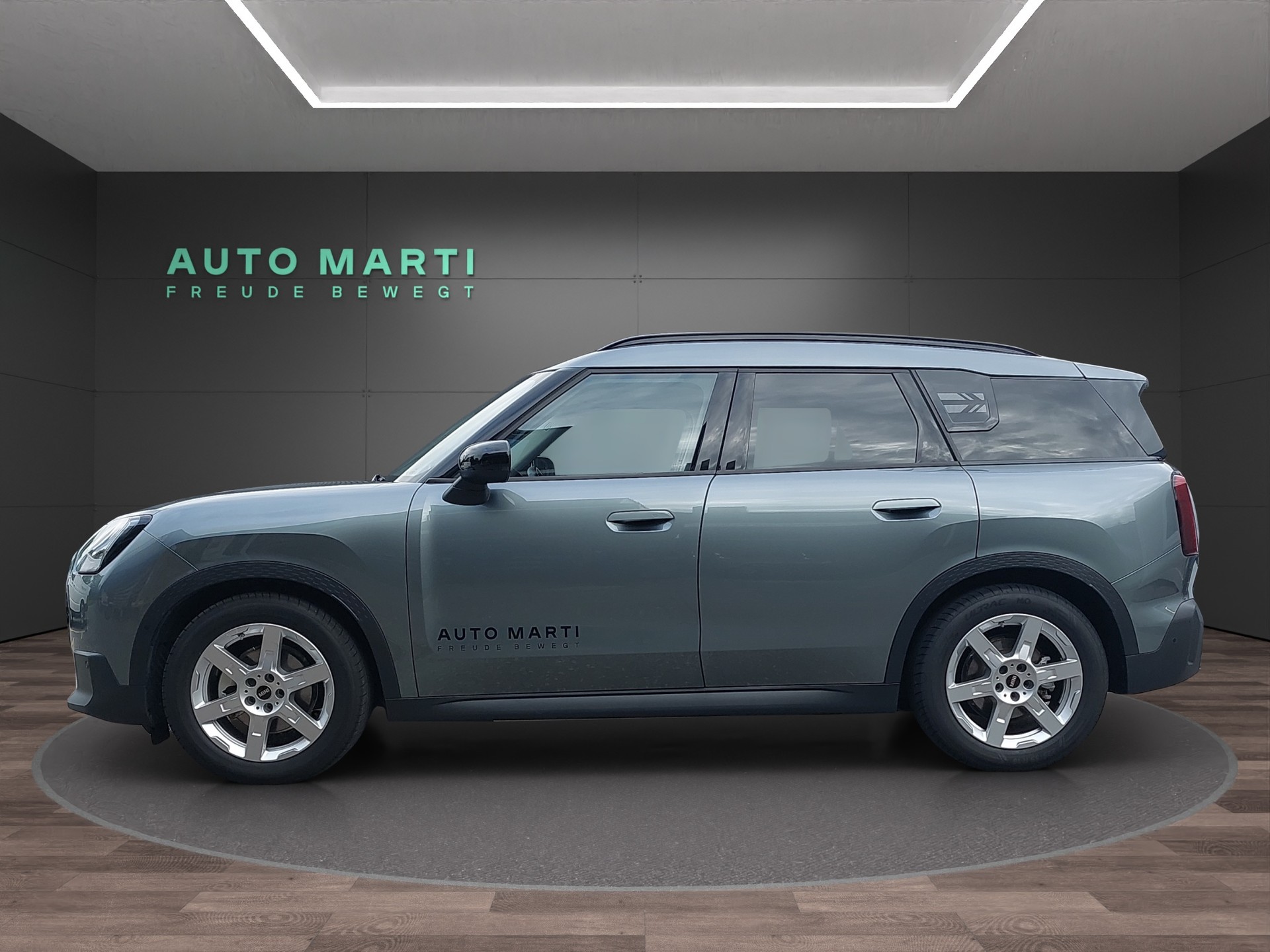 MINI Countryman U25 E-showroom-element-1