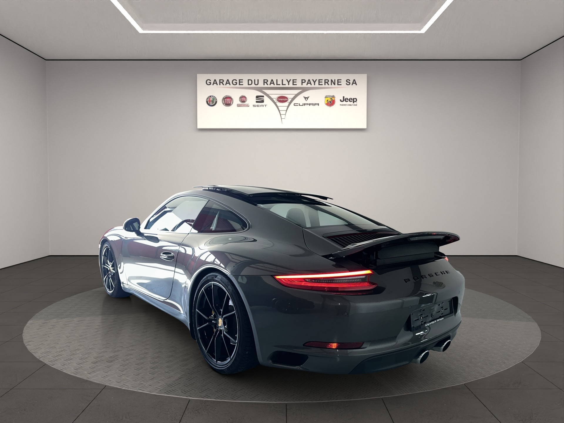 PORSCHE 911 Carrera S PDK-showroom-element-2