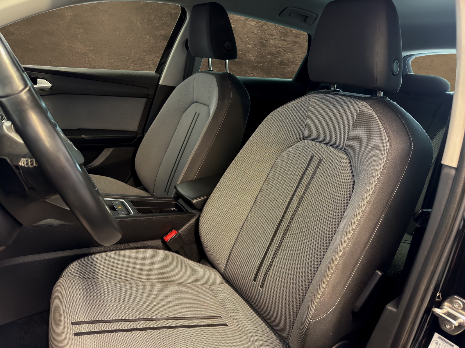 SEAT Leon ST 2.0 TDI EVO DSG Style-image-8