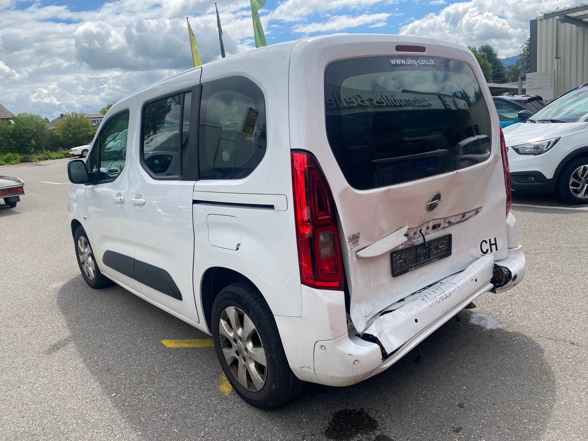 OPEL Combo Life 1.2 Essentia-image-5