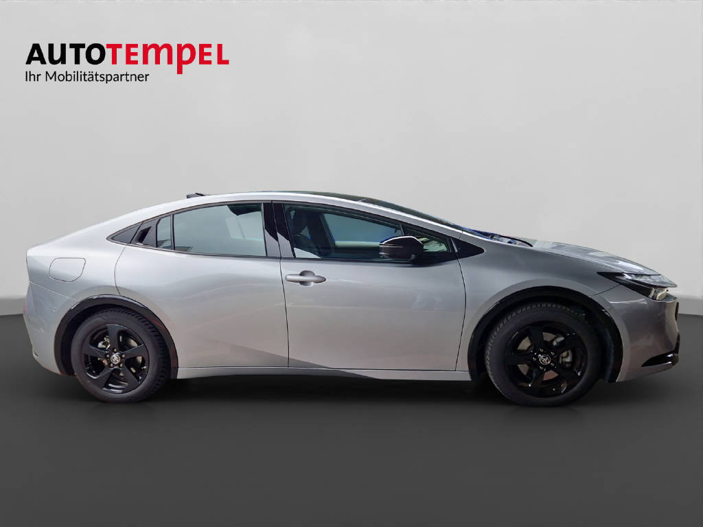 TOYOTA Prius 2.0 Plug-In-Hybrid Premi 47329/000-showroom-element-3