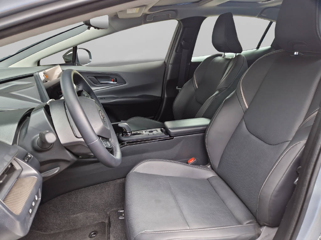 TOYOTA Prius 2.0 Plug-In-Hybrid Premi 47329/000-image-7