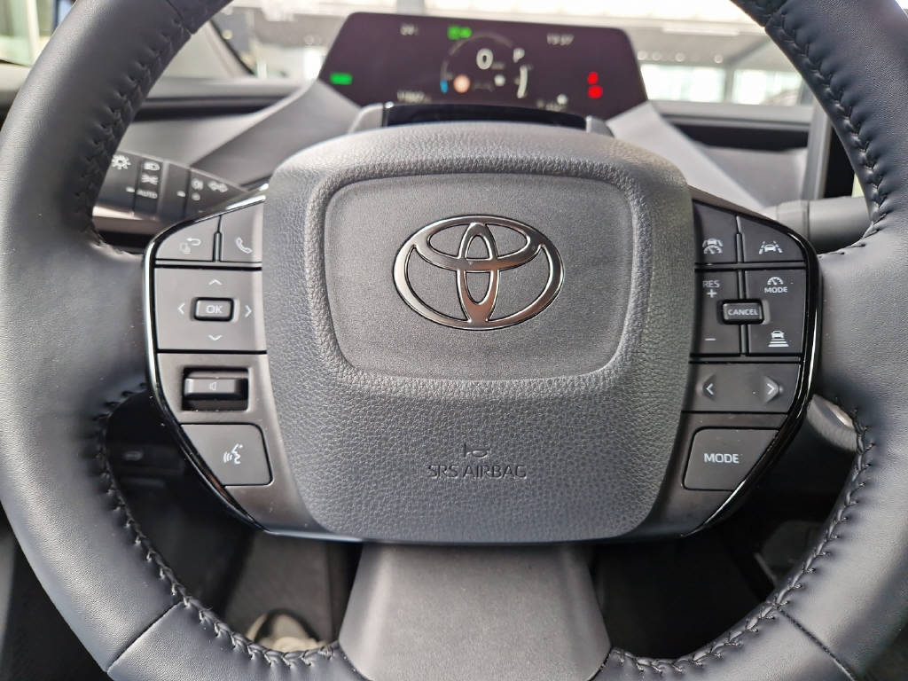 TOYOTA Prius 2.0 Plug-In-Hybrid Premi 47329/000-image-13