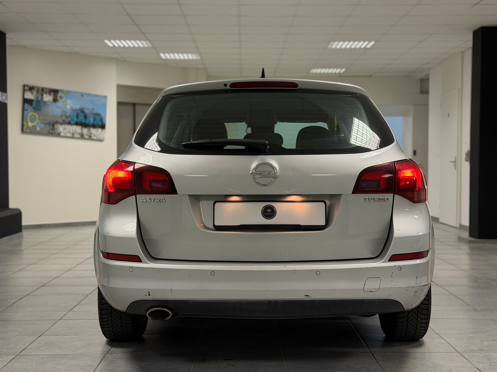 OPEL Astra 1.4i 16V Turbo Anniversary Edition Automatic-image-9
