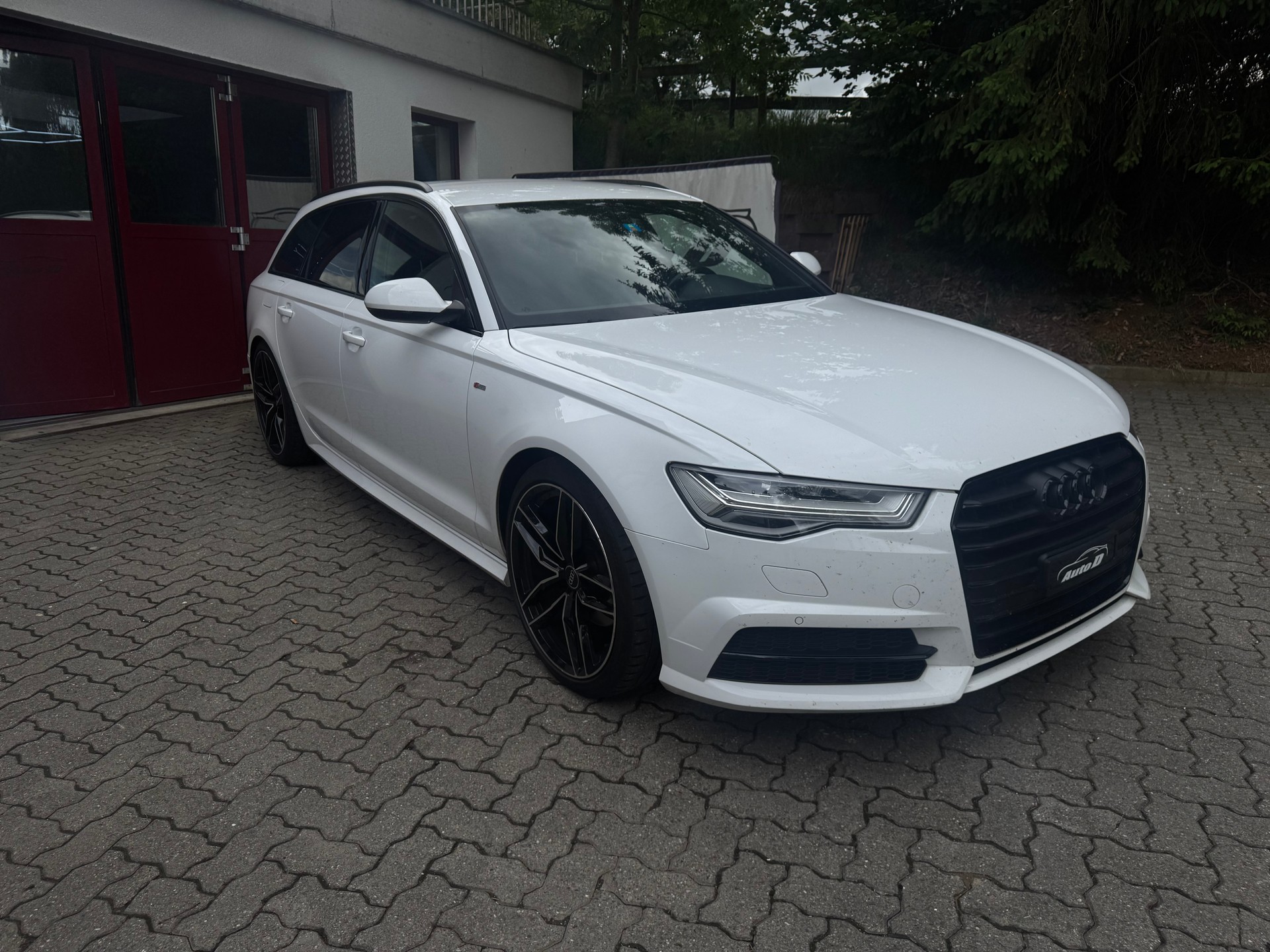 AUDI A6 Avant 2.0 TDI S-tronic S-Line-showroom-element-2